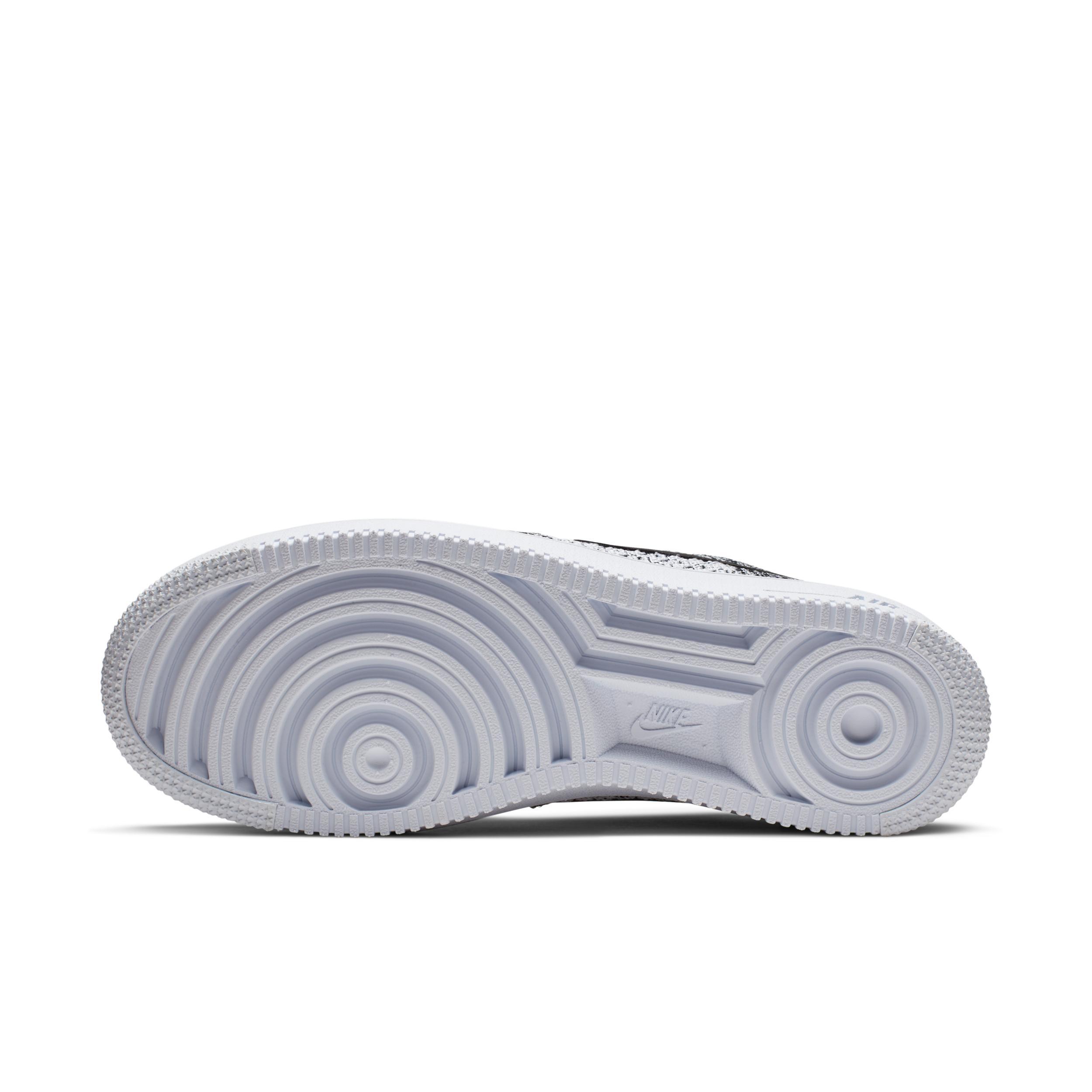 Nike Men's Air Force 1 Flyknit 2.0 Shoes Product Image