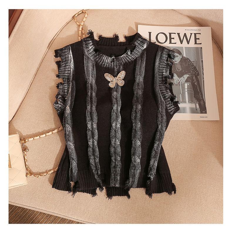 Round Neck Butterfly Detail Distressed Crop Sweater Vest Product Image