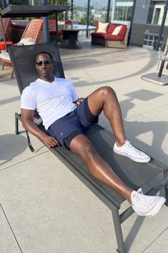 Fabletics Men The 24-7 V Neck male white Size XXL Product Image