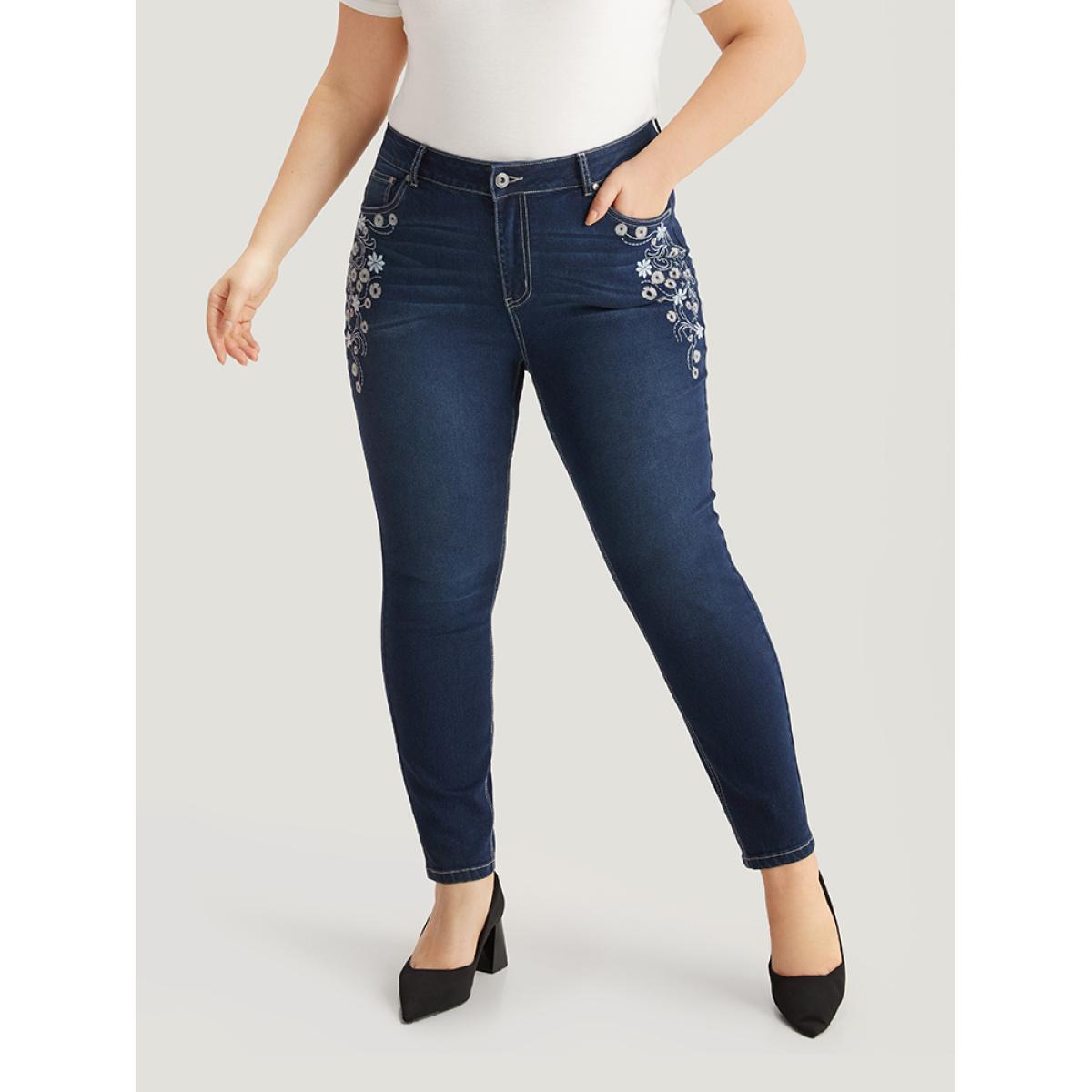 Plus Size Floral Embroidered High Rise Skinny Jeans Women DarkBlue Casual Natural Flowers Zipper High stretch Pocket Jeans BloomChic 14/1X Product Image