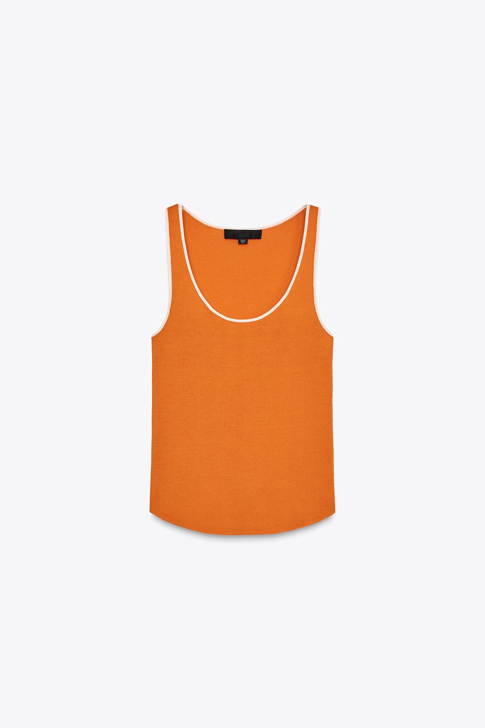 CONTRAST TRIM KNIT TOP Product Image