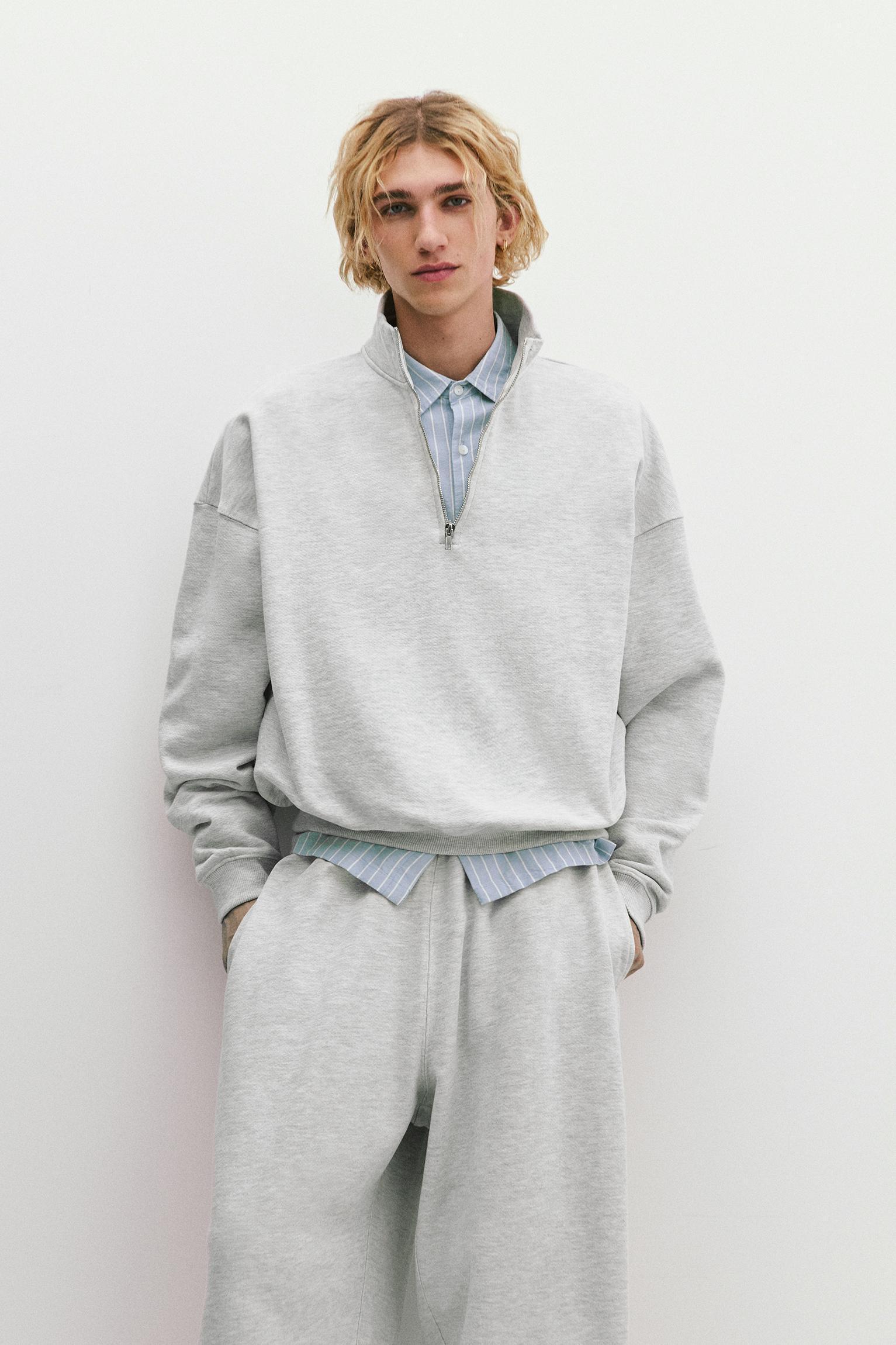 Boxy zip-up sweatshirt Product Image