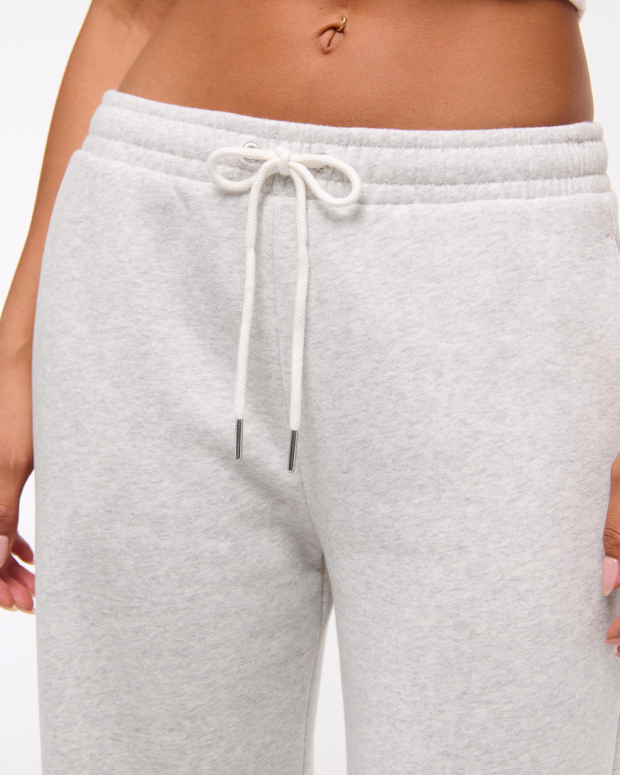 Essential Sunday Wide Leg Sweatpant Product Image