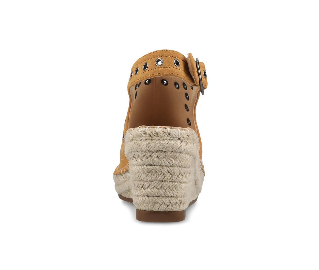Women's Journee Collection Crisie Wedges Product Image