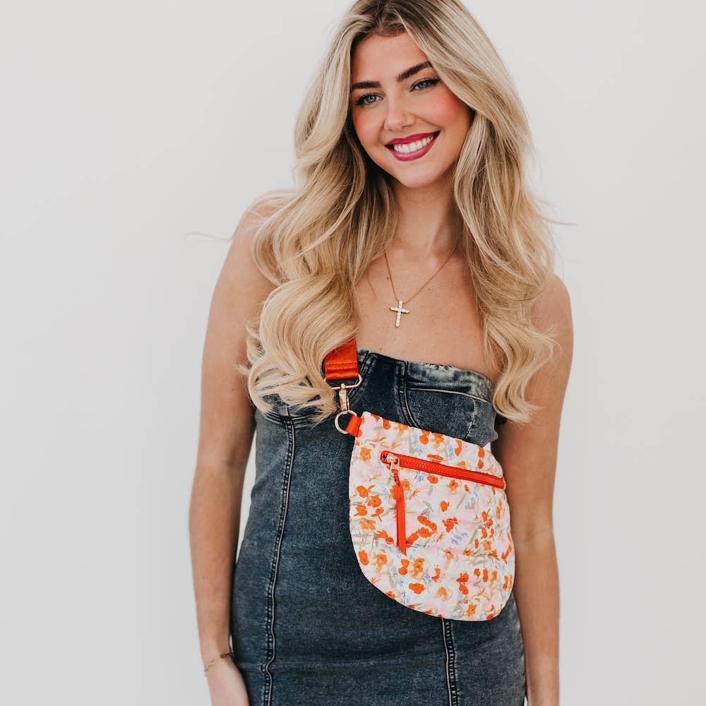 JOLIE PUFFER BELT BAG Product Image