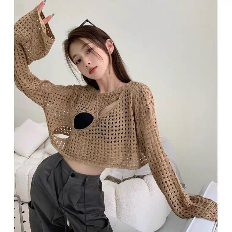 Long-Sleeve Round Neck Plain Cutout Knit Crop Top / Plain Camisole Top Product Image
