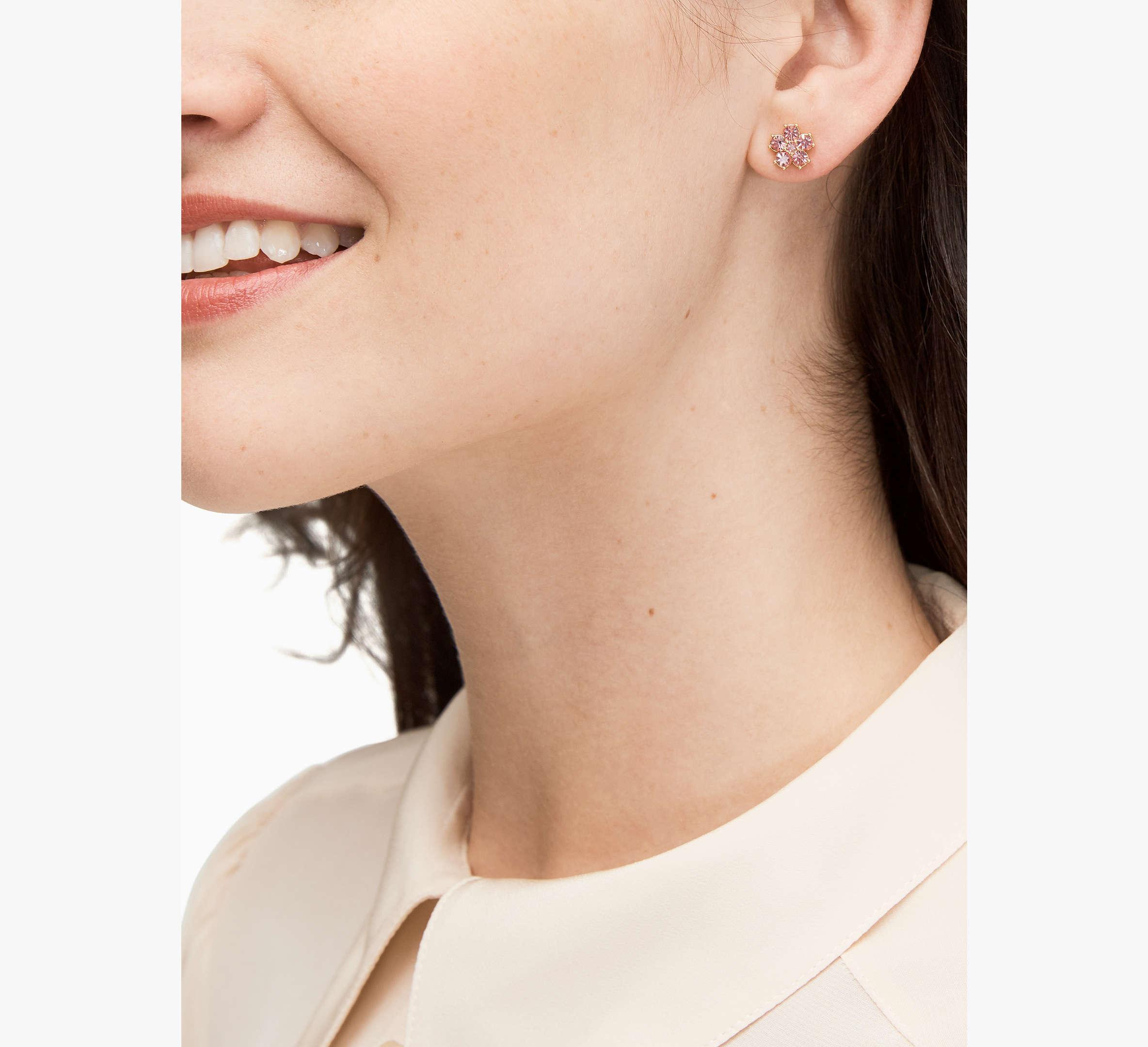 FLOWER STUDS Product Image