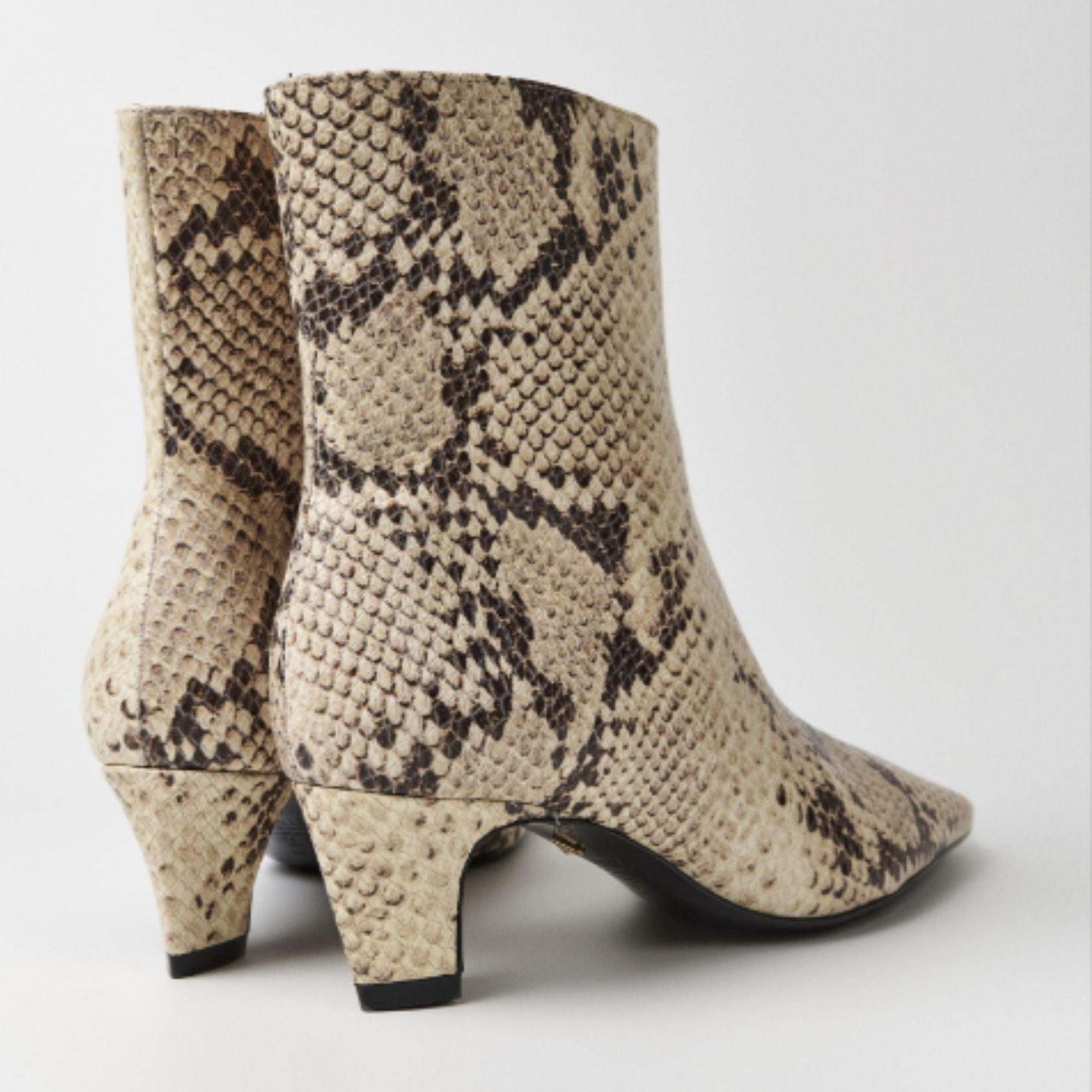 Dellia Bootie Product Image
