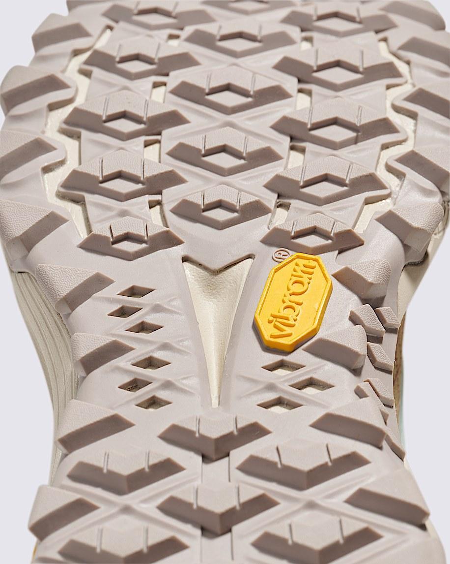 Crosspath XC Shoe in Peyote Beige| Vans US Product Image