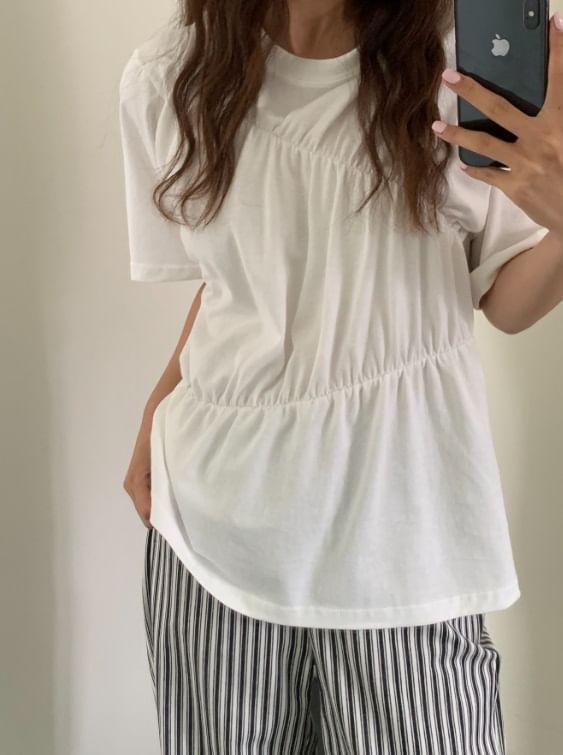 Short Sleeve Plain Ruched Loose-Fit T-Shirt Product Image