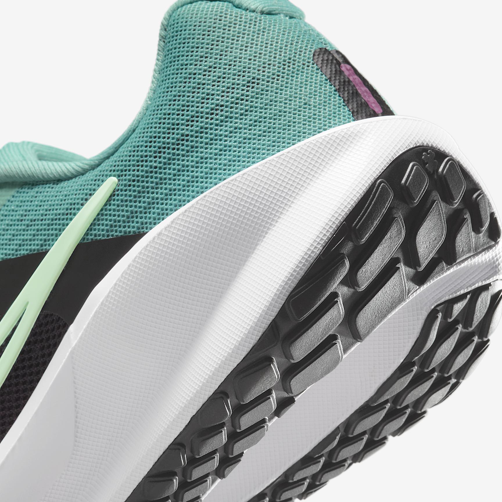 Nike Women's Downshifter 13 Road Running Shoes Product Image