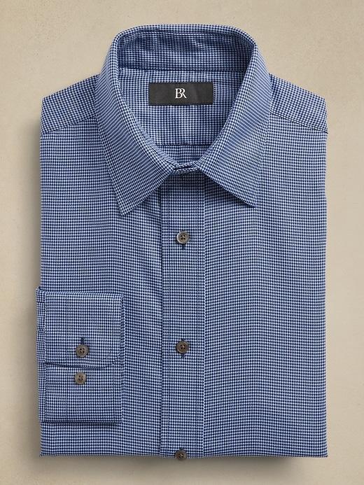 Standard-Fit Wrinkle-Resistant Dress Shirt Product Image