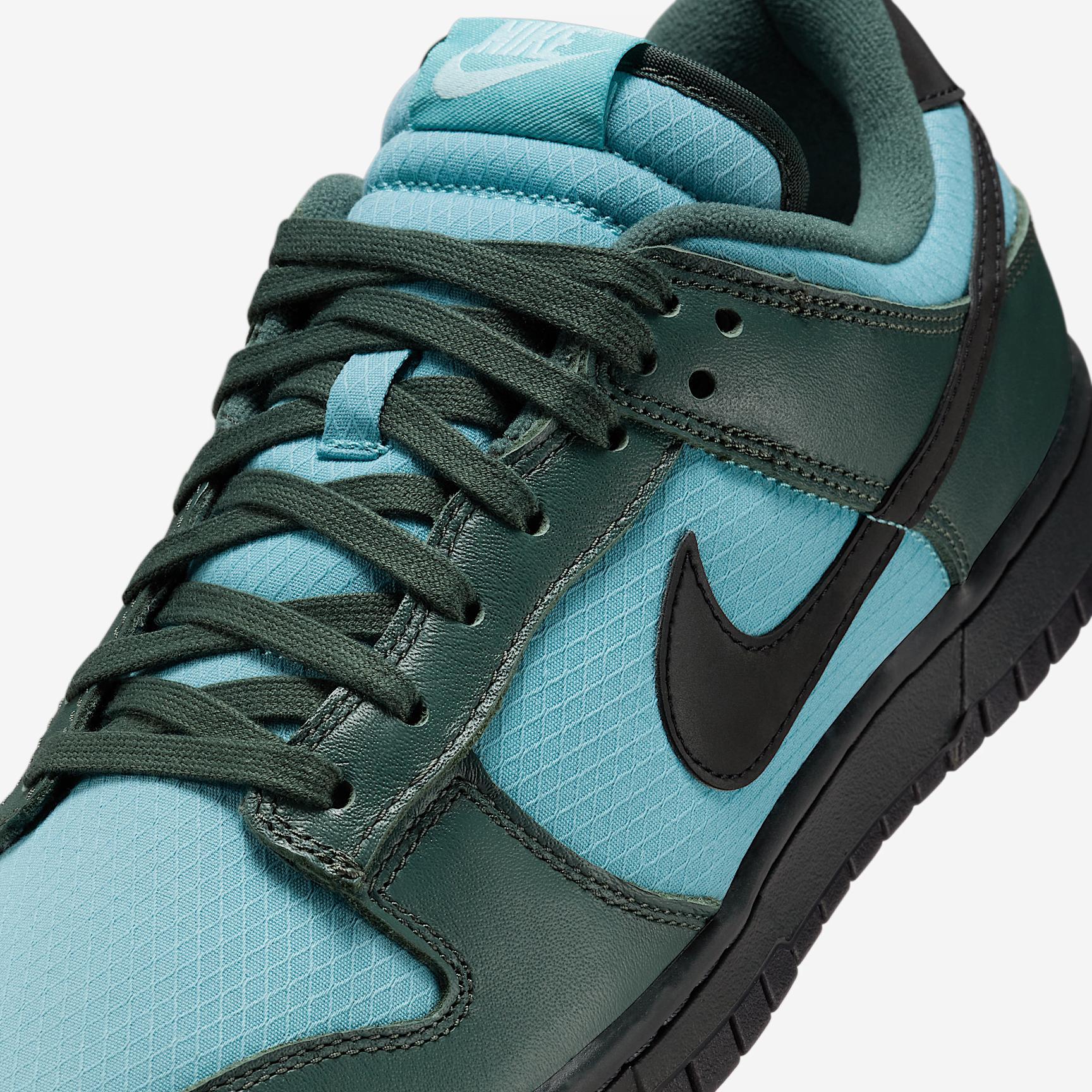 Nike Dunk Low Retro SE Men's Winterized Shoes Product Image