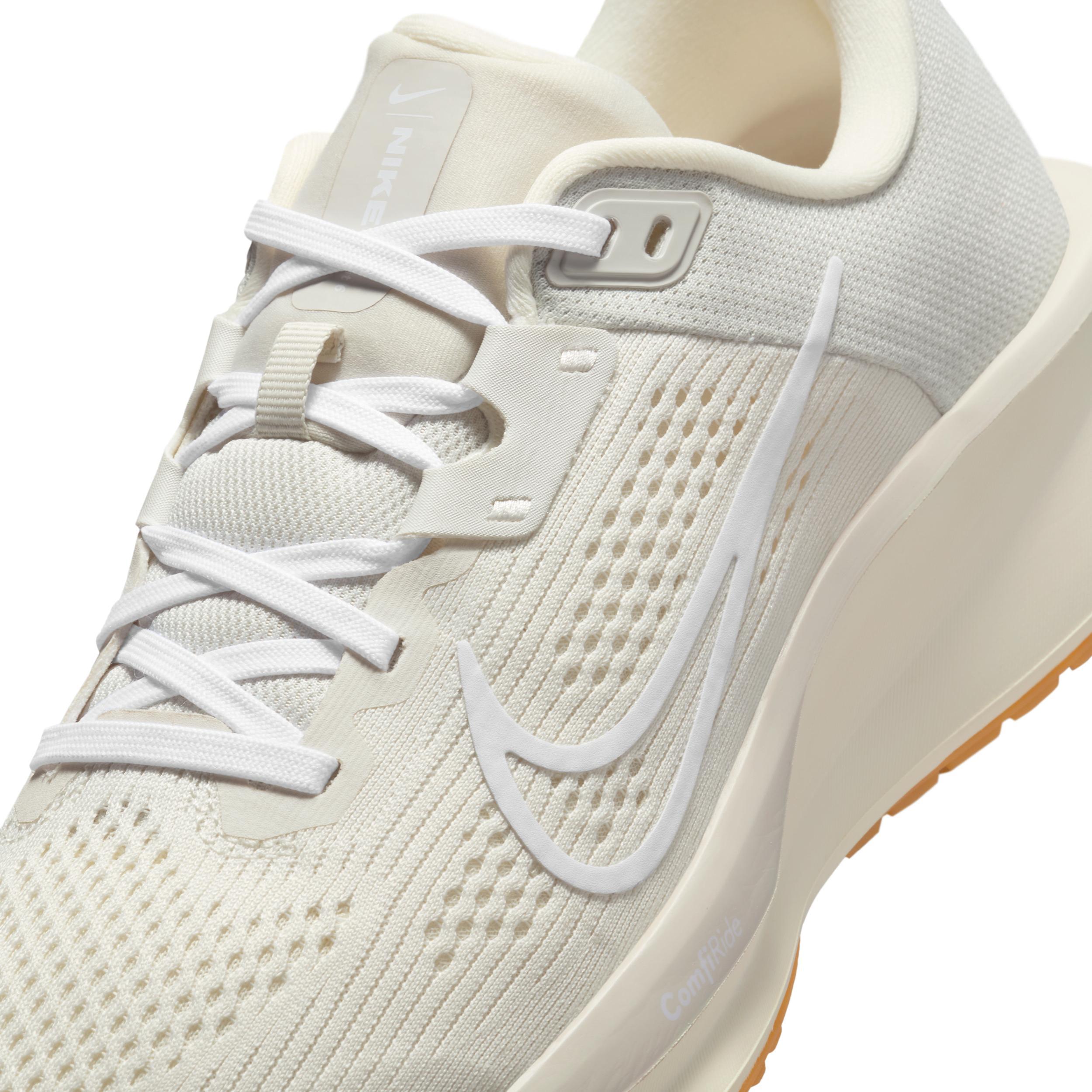Nike Women's Quest 6 Road Running Shoes Product Image