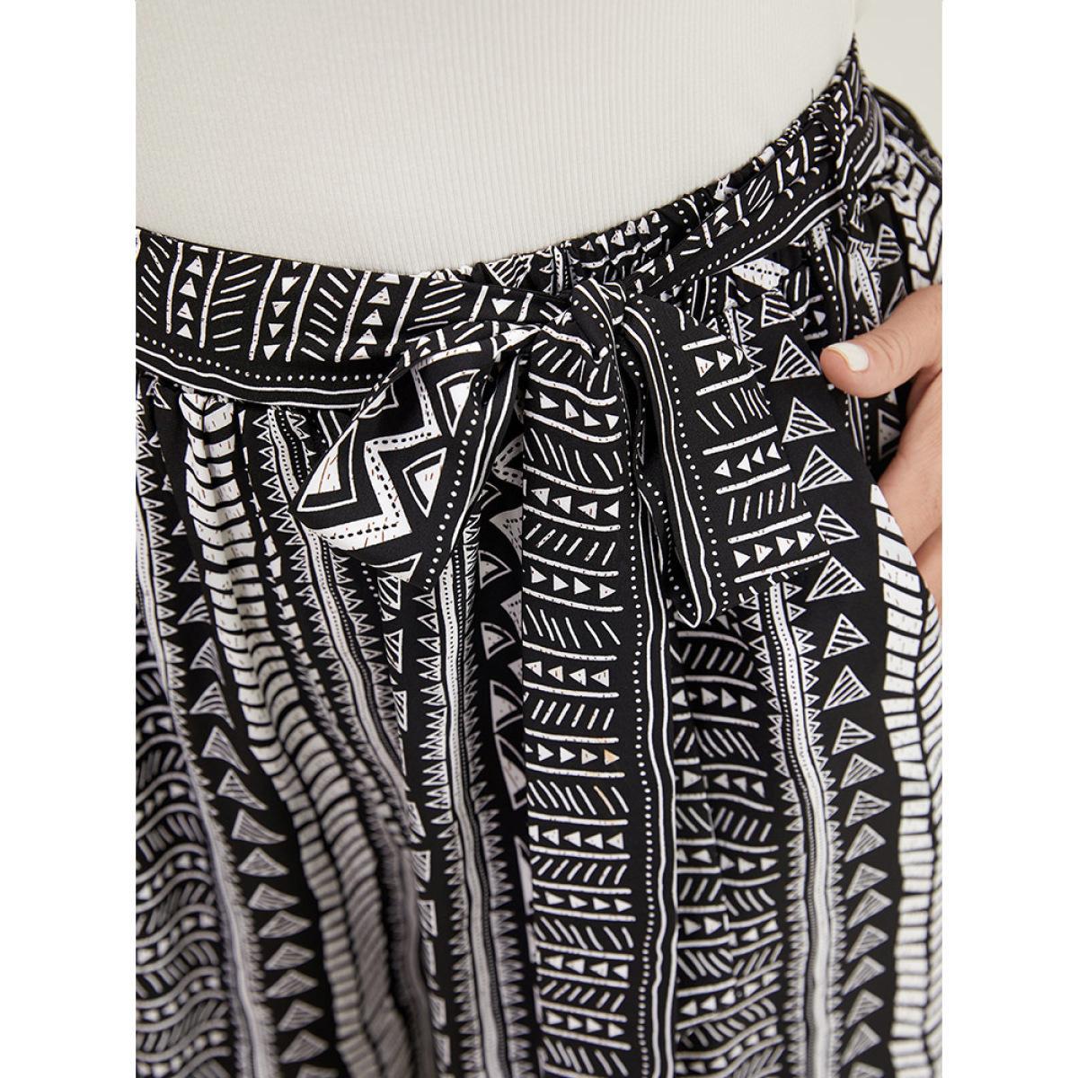 Plus Size Geometric & Striped Print Belt Pocket Pants Women Black Vacation Wide Leg High Rise Dailywear Pants BloomChic 30/6X Product Image