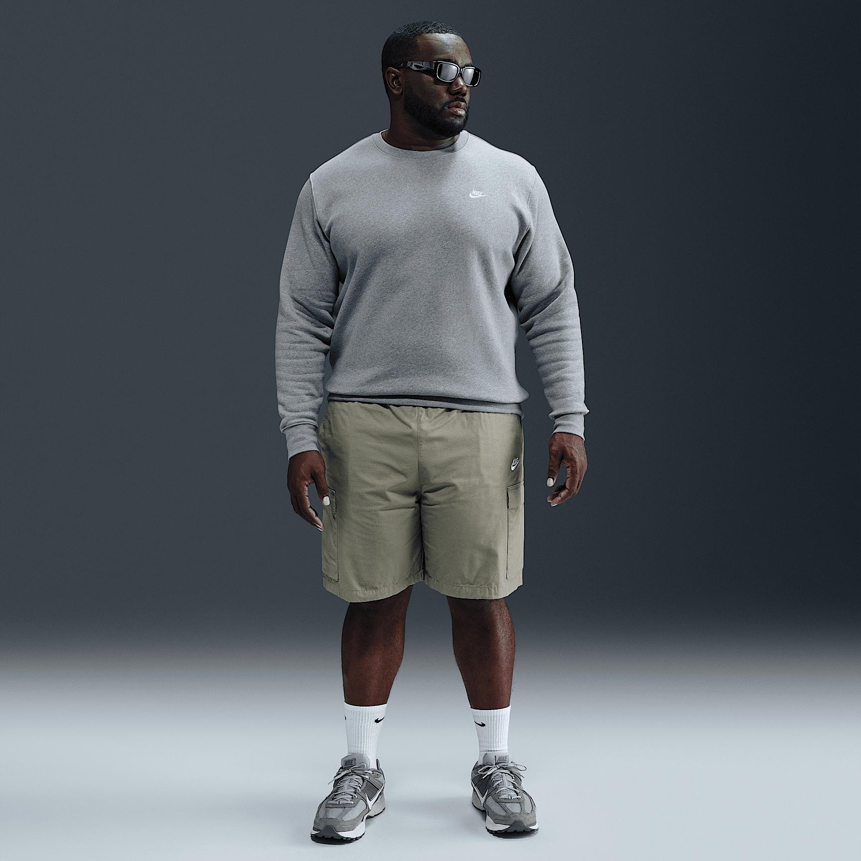 Nike Men's Club Fleece Crew Product Image