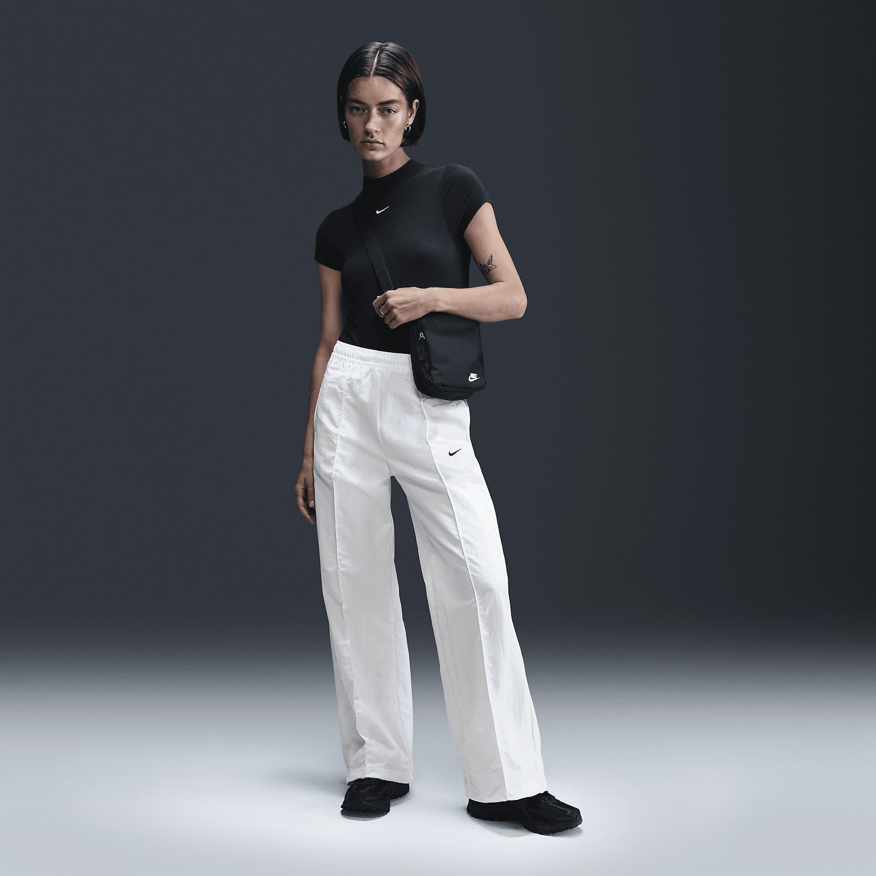 Nike Sportswear Everything Wovens Women's Mid-Rise Open-Hem Pants Product Image