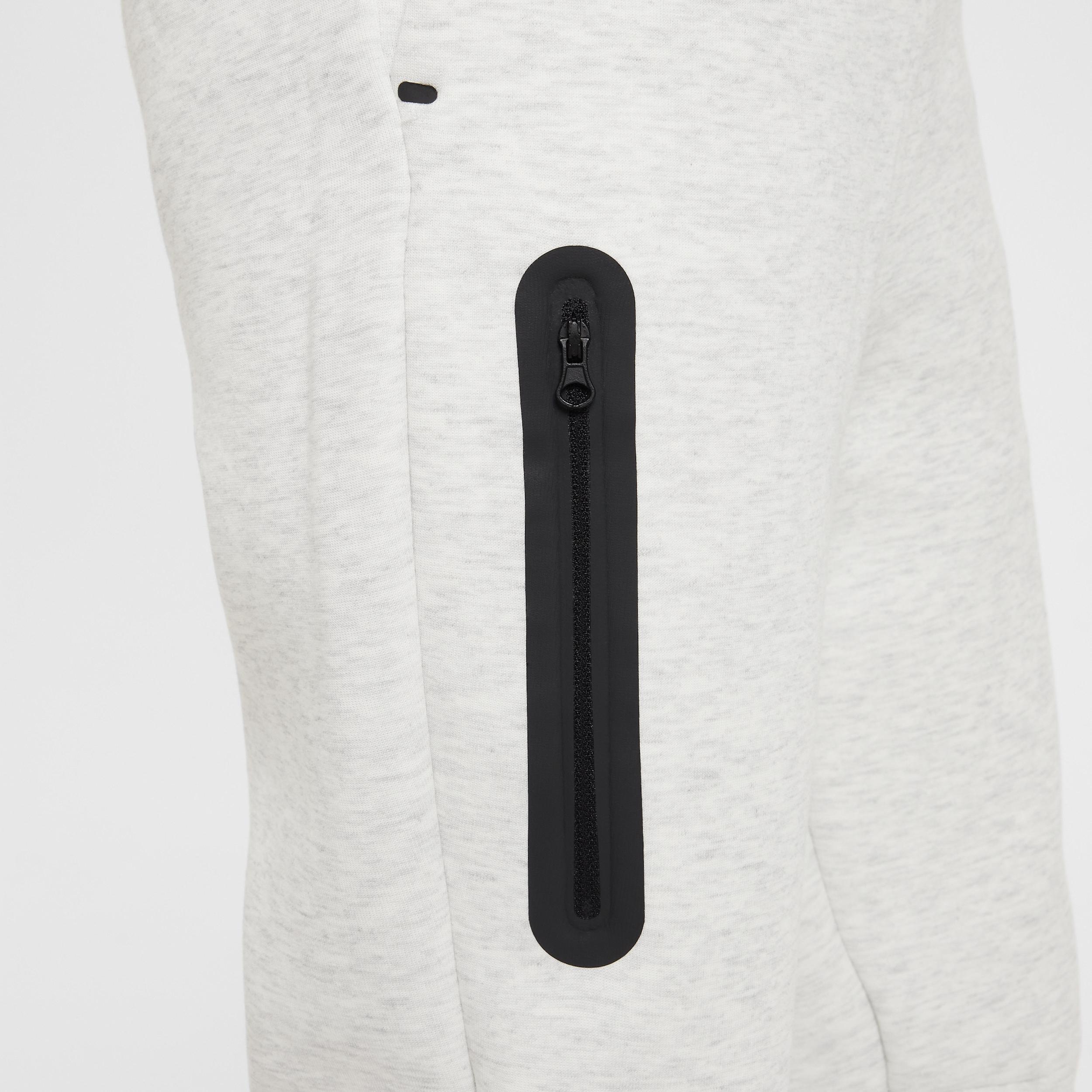 Nike Girls Sportswear Tech Fleece Jogger Pants in Light Grey/Heather/Black Product Image