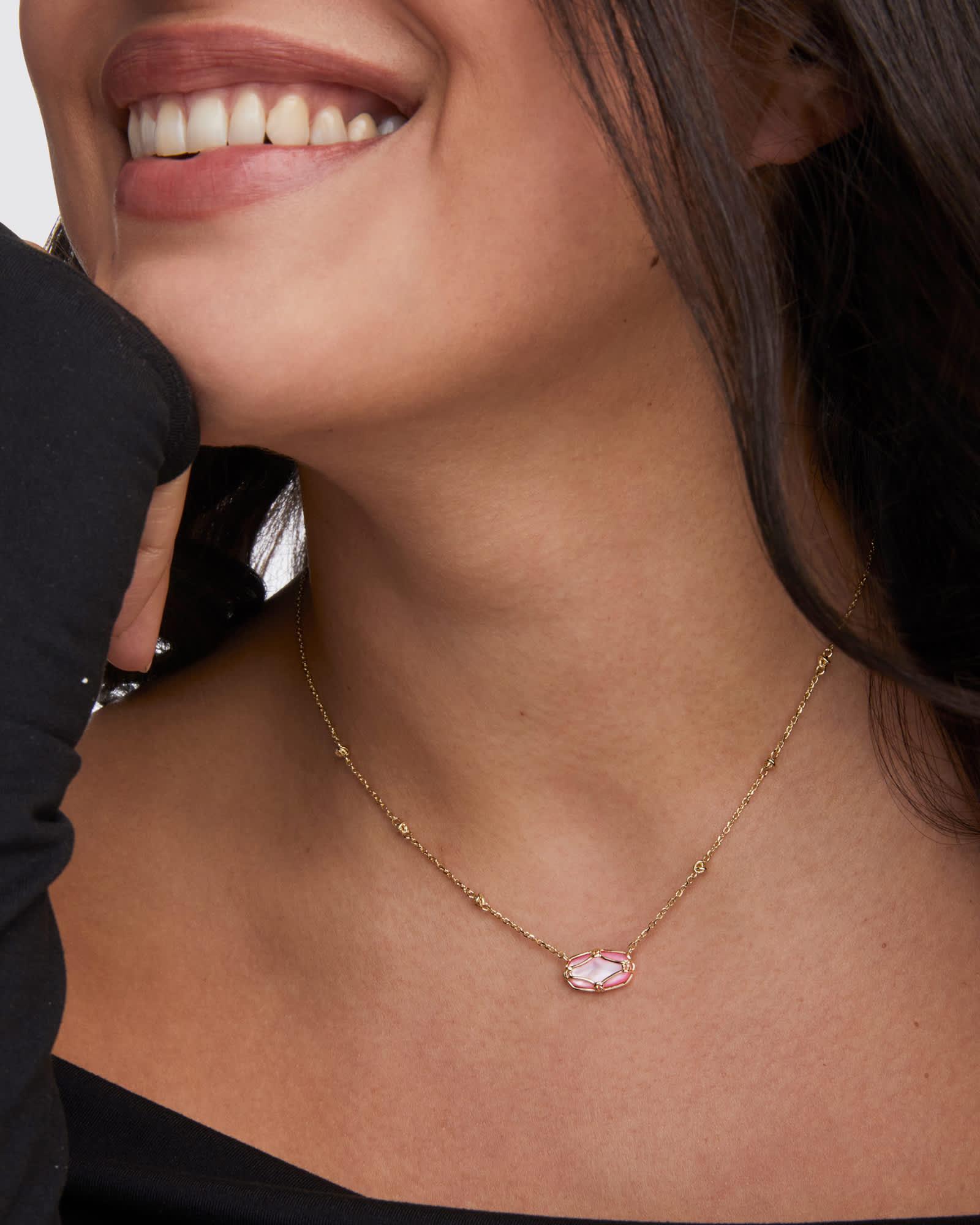 Elisa Lattice Frame Gold Short Pendant Necklace Product Image