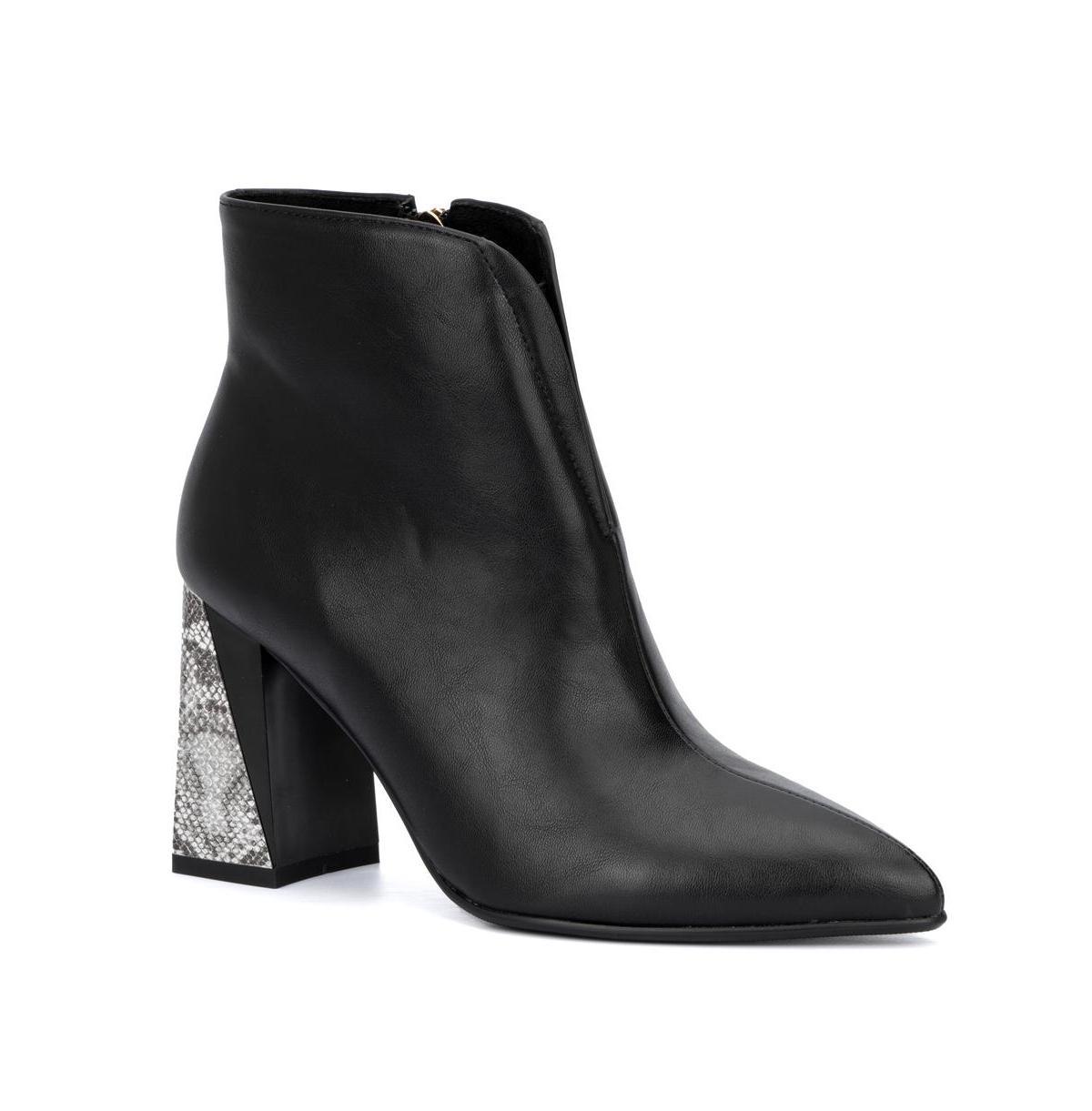 Torgeis Lailah Womens Heeled Ankle Boots Product Image