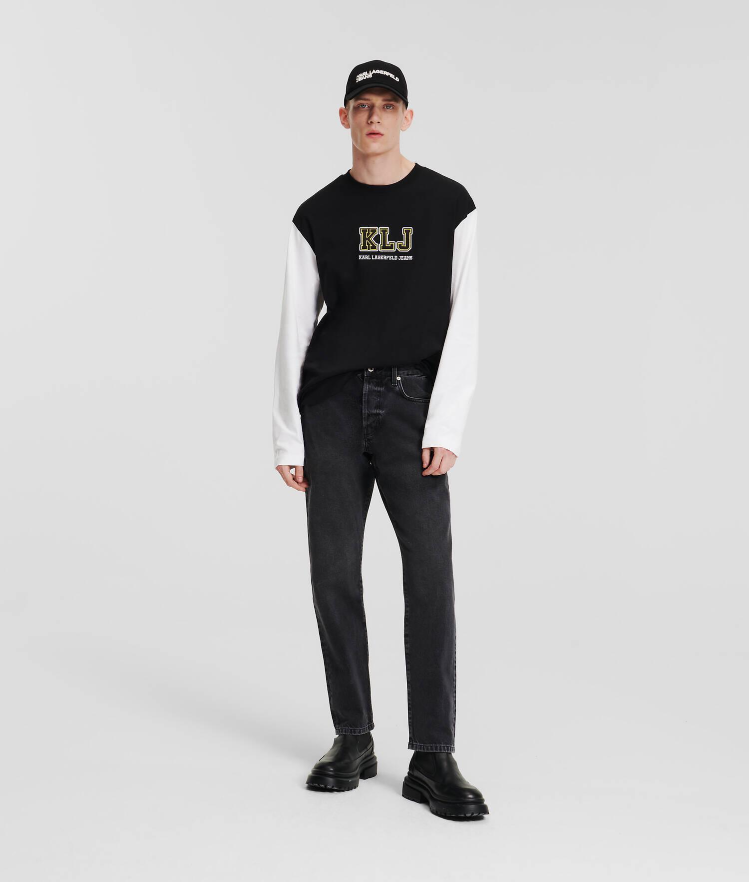 Outfit