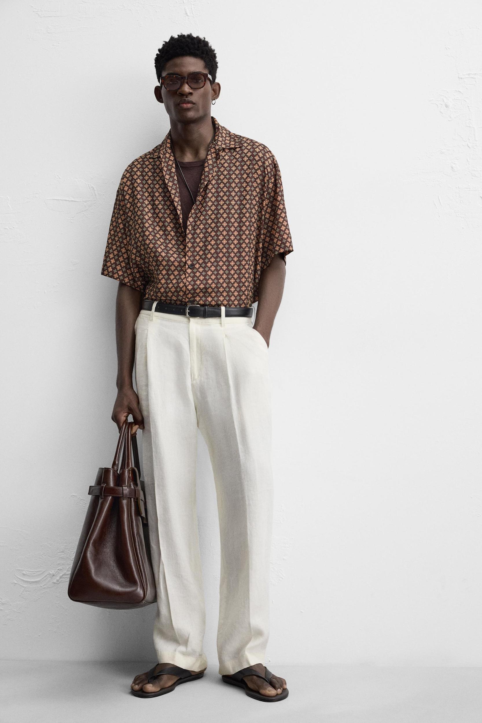 GEOMETRIC PRINT SHIRT Product Image