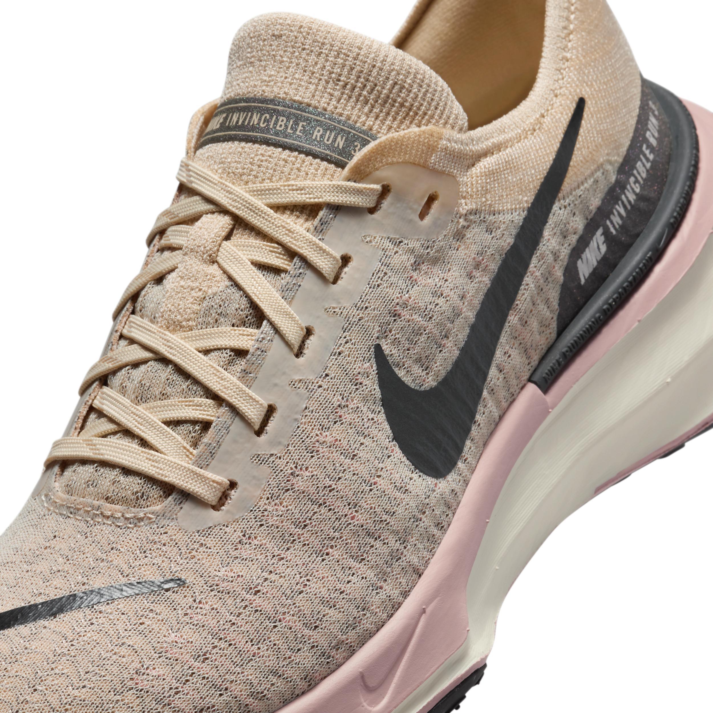 Nike Women's Invincible 3 Premium Road Running Shoes Product Image