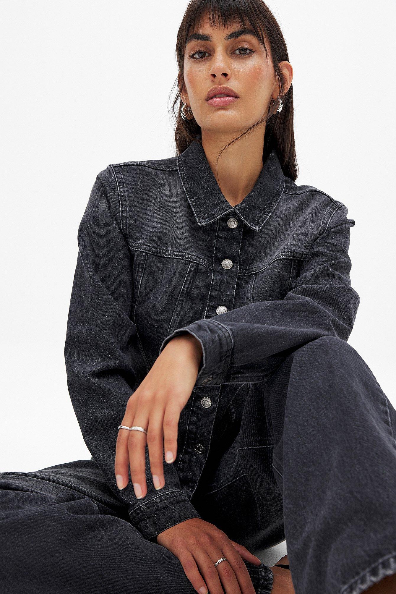 Long Sleeved Fitted Denim Shirt Product Image