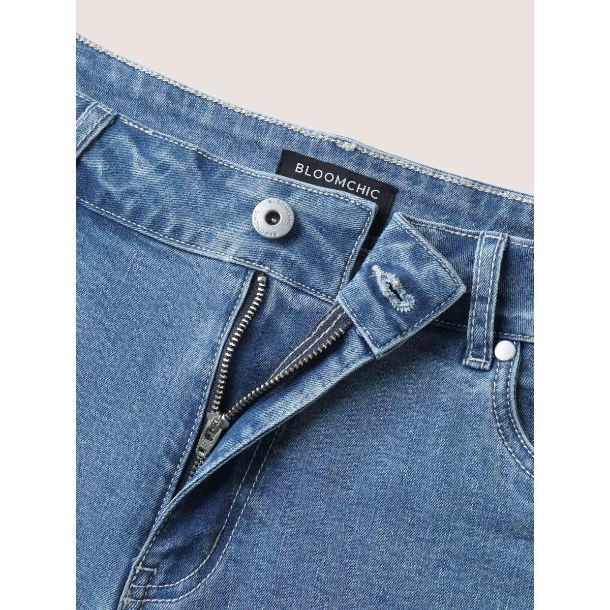 Plus Size Side Pockets Wide-Leg Denim Shorts Women Midblue High stretch Everyday-Casual Slanted pocket Denim Shorts BloomChic 16/1X Product Image