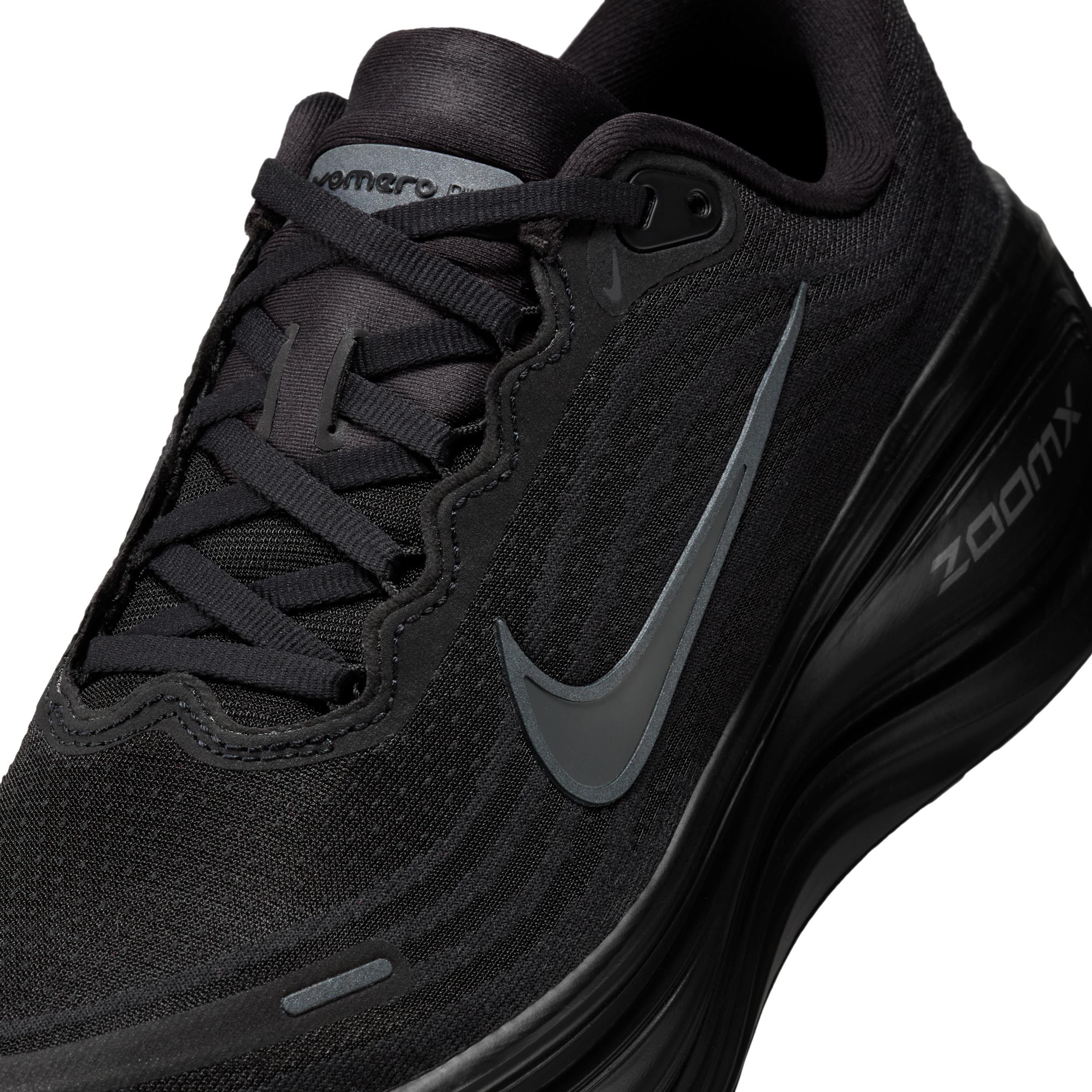 Nike Vomero Plus Women's Road Running Shoes Product Image