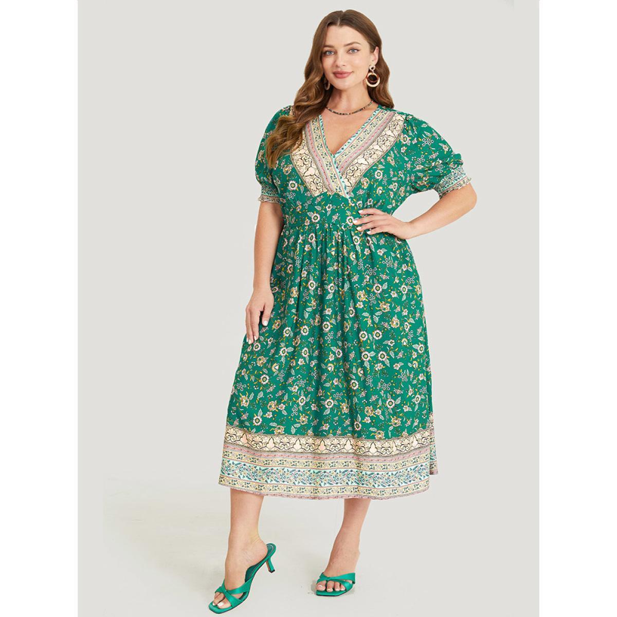 Plus Size Bandana Print Surplice Neck Pocket Shirred Puff Sleeve Dress Emerald Women Vacation Overlap Collar Short sleeve Curvy Midi Dress BloomChic 12/L Product Image