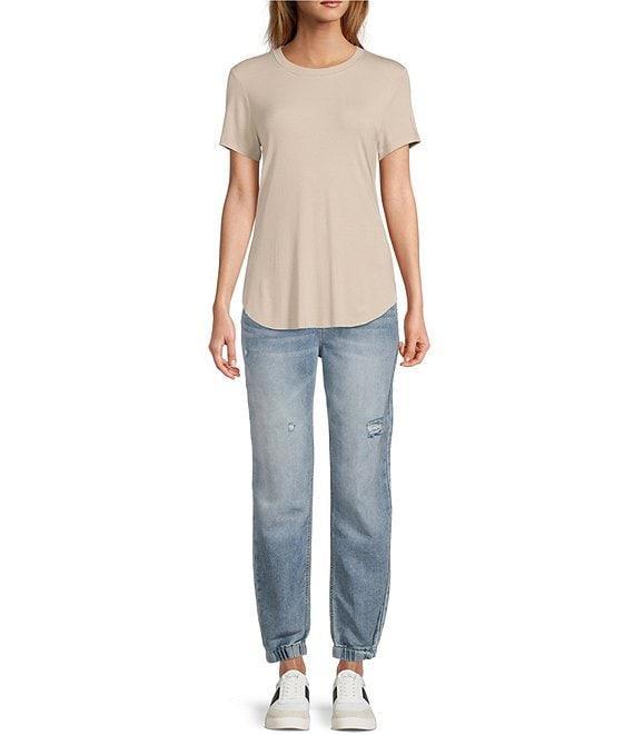 Every Crew Neck Ribbed Short Sleeve Shirttail Hem Tee Shirt Product Image