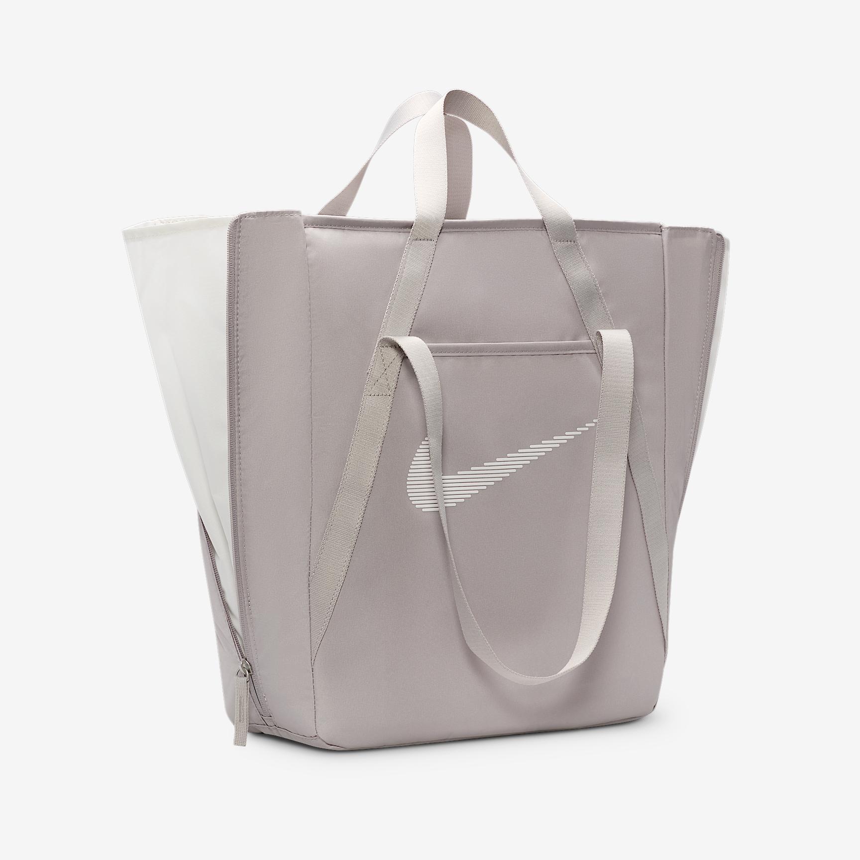 Nike Gym Tote (28L) Product Image