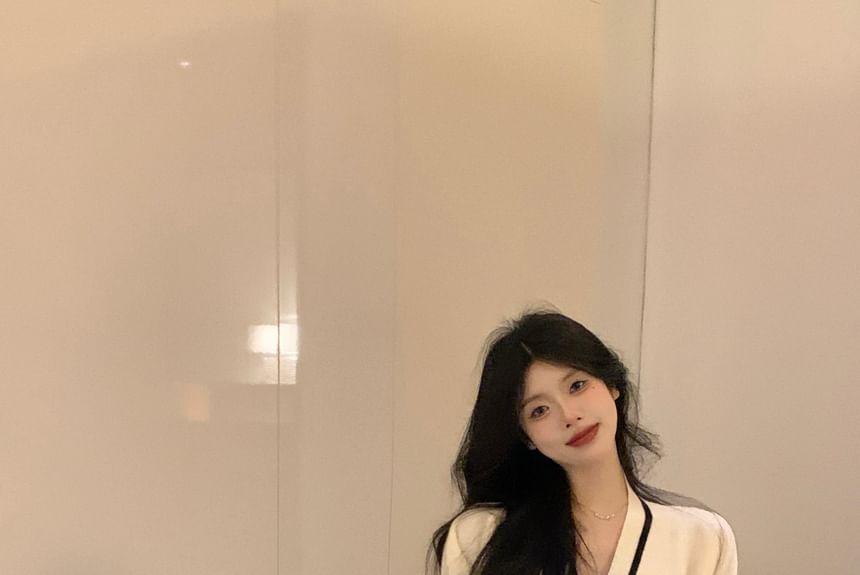 V-Neck Two Tone Crop Frog Button Cardigan / Sleeveless Square Neck Plain Midi A-Line Dress Product Image