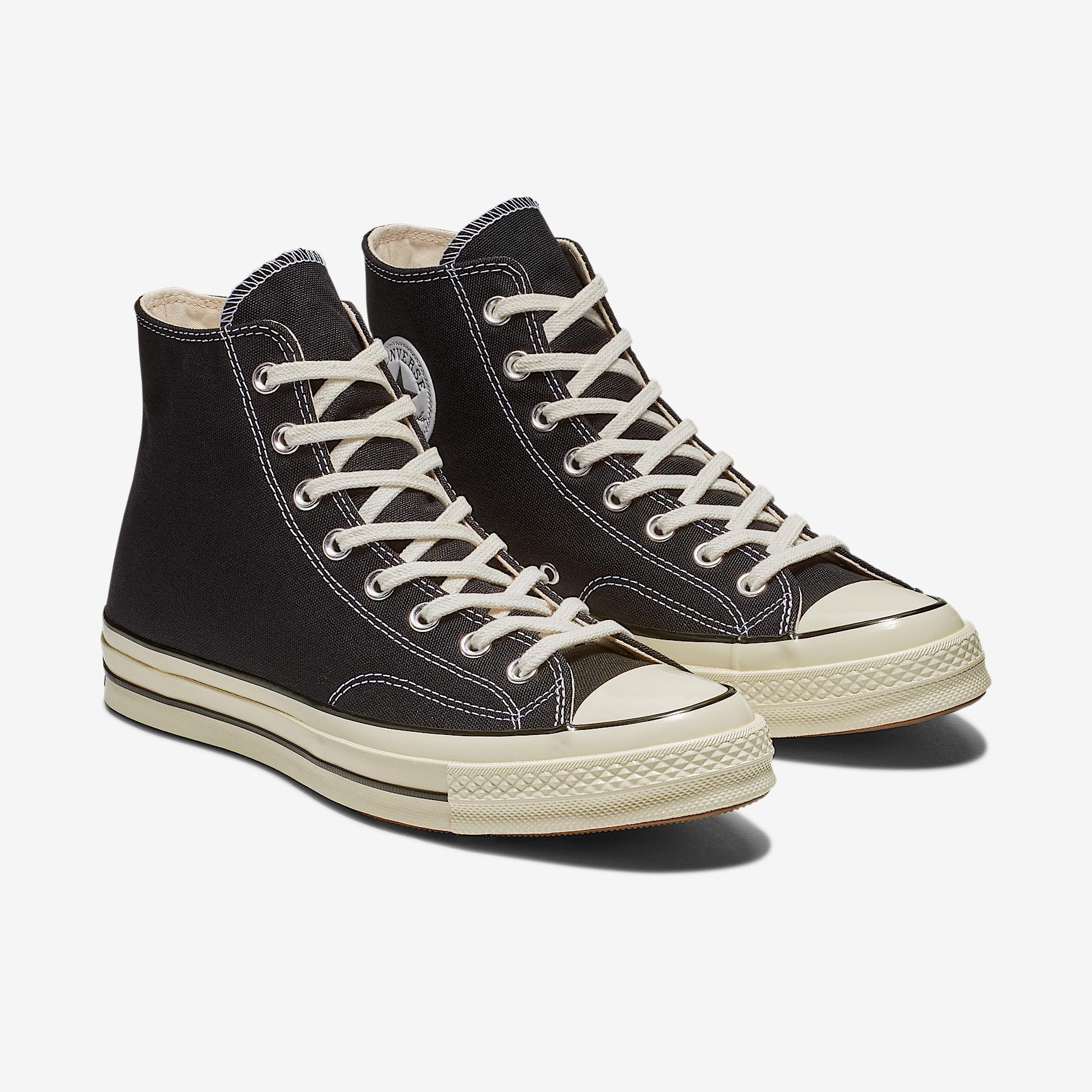 Men's Converse Chuck 70 High Top Unisex Shoes Product Image