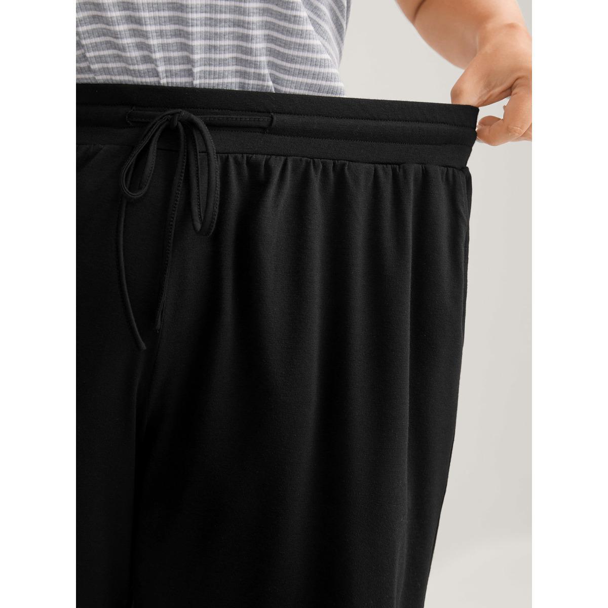 Plus Size Stretchy Slit Drawstring Straight-Leg Shorts Women Black Casual Drawstring Straight Leg Everyday-Casual Shorts BloomChic 12/L Product Image