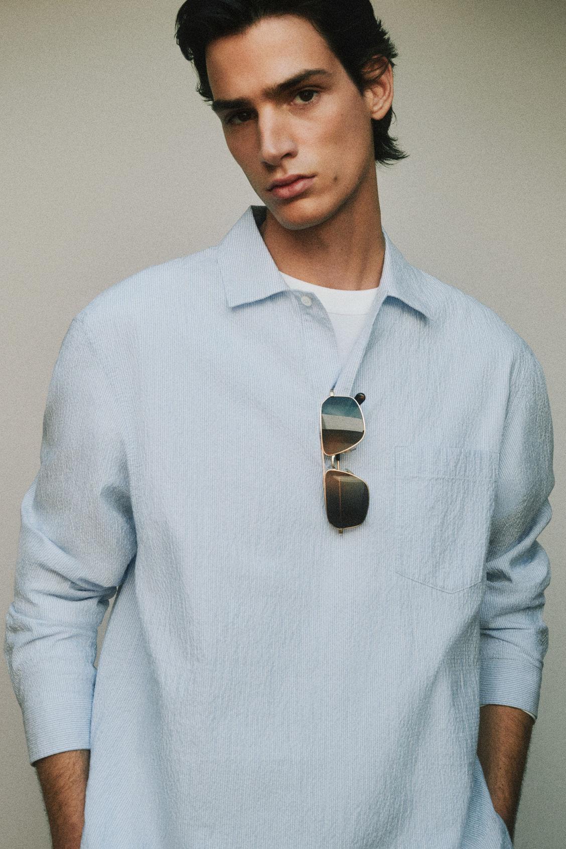 COTTON-SEERSUCKER POPOVER SHIRT Product Image