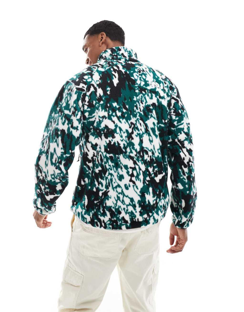 The North Face TNF Fleeski Quarter Zip Pullover in multi Product Image