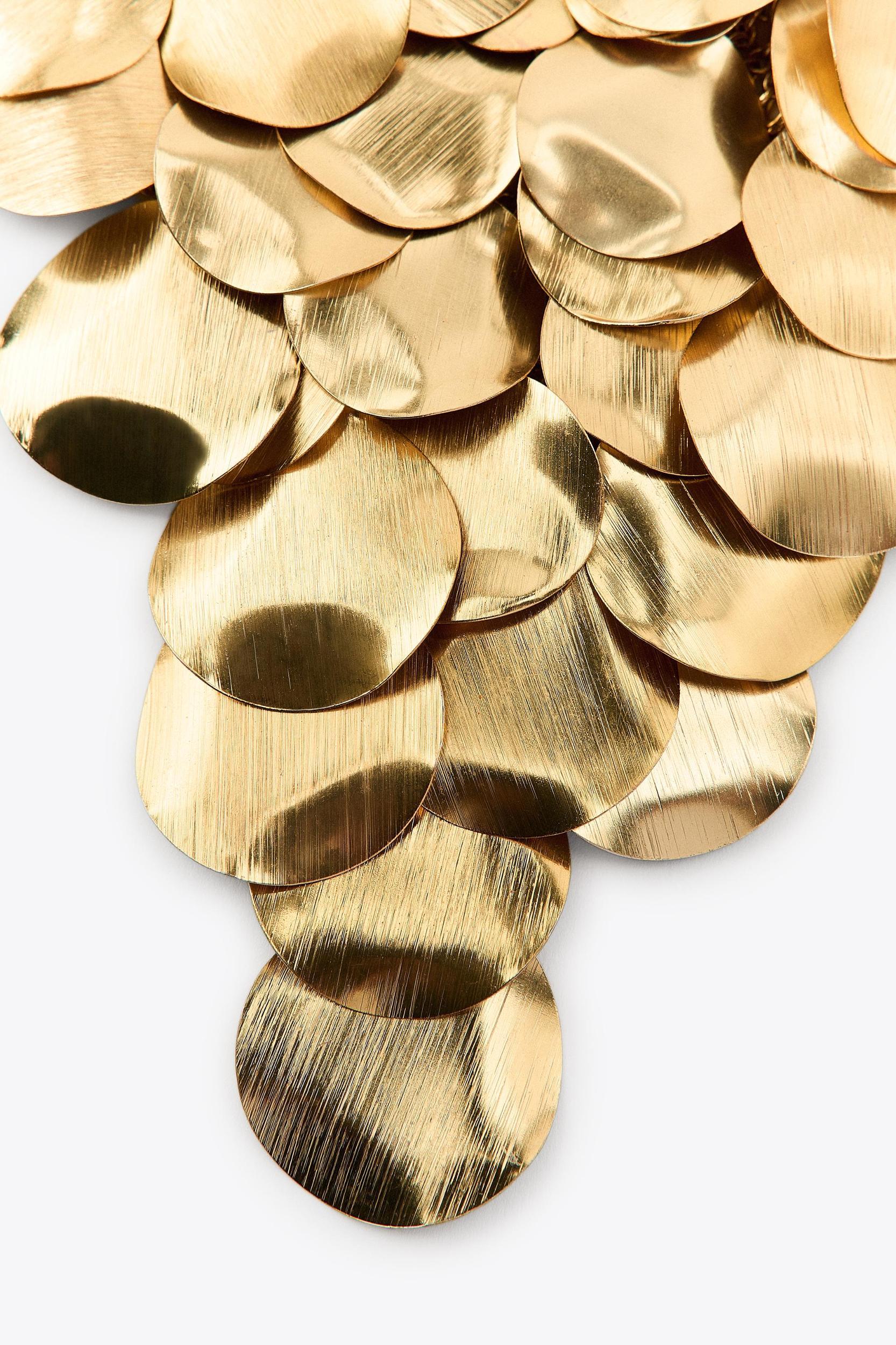 METAL PLATE BIB NECKLACE Product Image