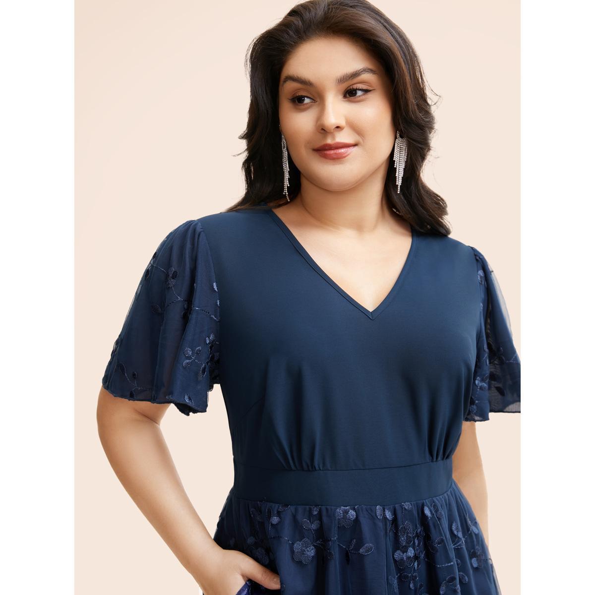 Plus Size Floral Embroidered Mesh Patchwork Midi Dress Indigo Women Formal Texture V-neck Short sleeve Curvy BloomChic 28/5X Product Image