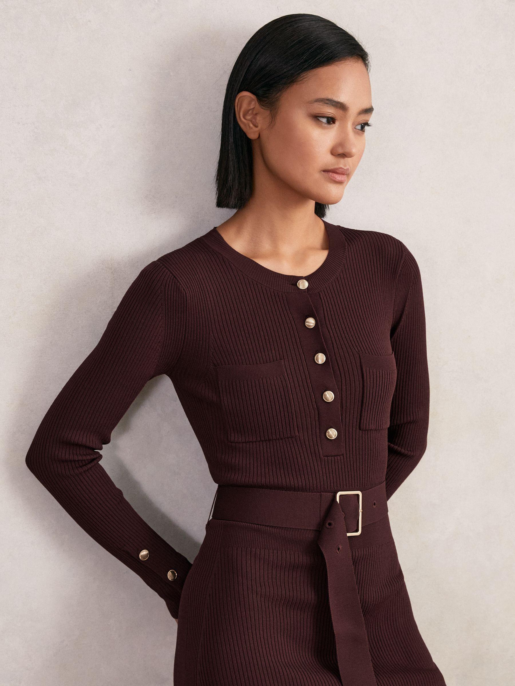Dress in Burgundy Product Image