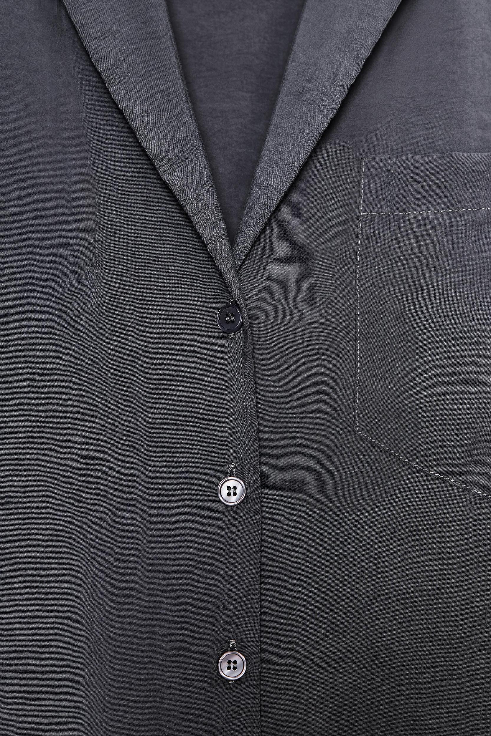 FLOWY SHORT SLEEVE SHIRT Product Image