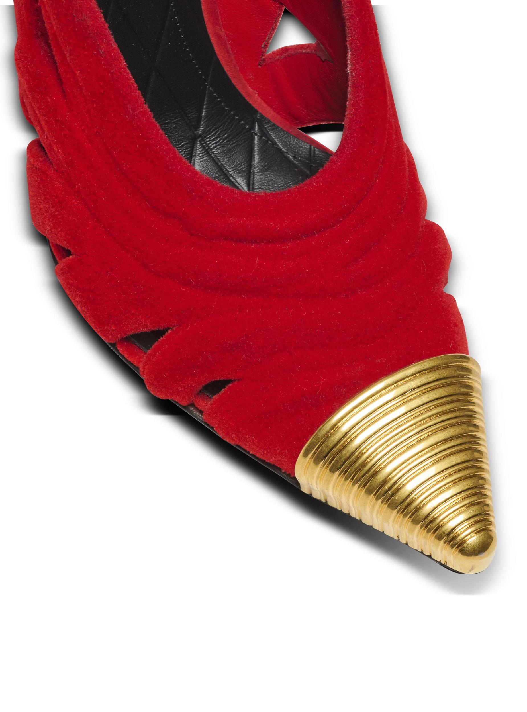 Lipstick pumps in suede leather and brass Product Image