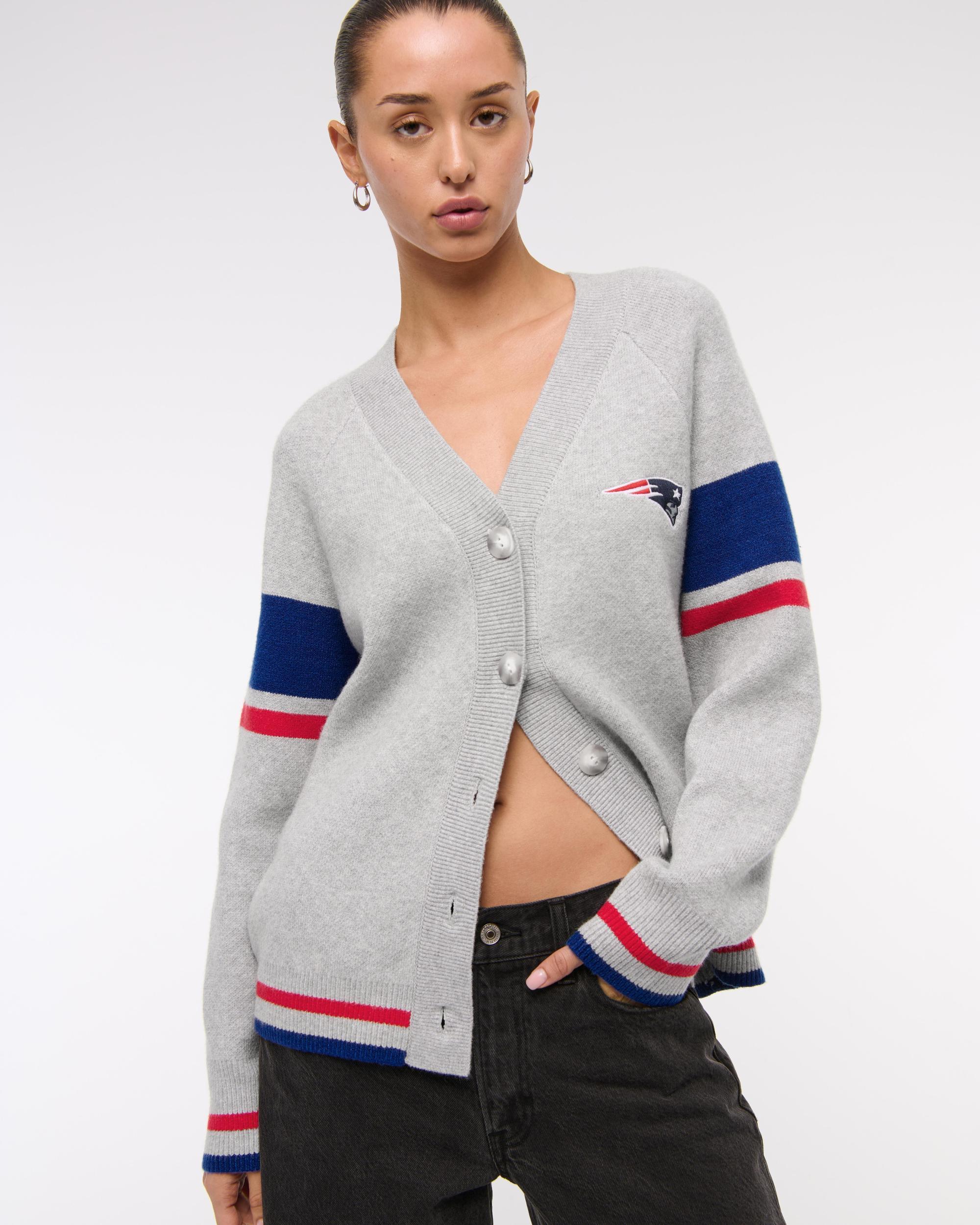 Pittsburgh Steelers LuxeLoft Cardigan Product Image
