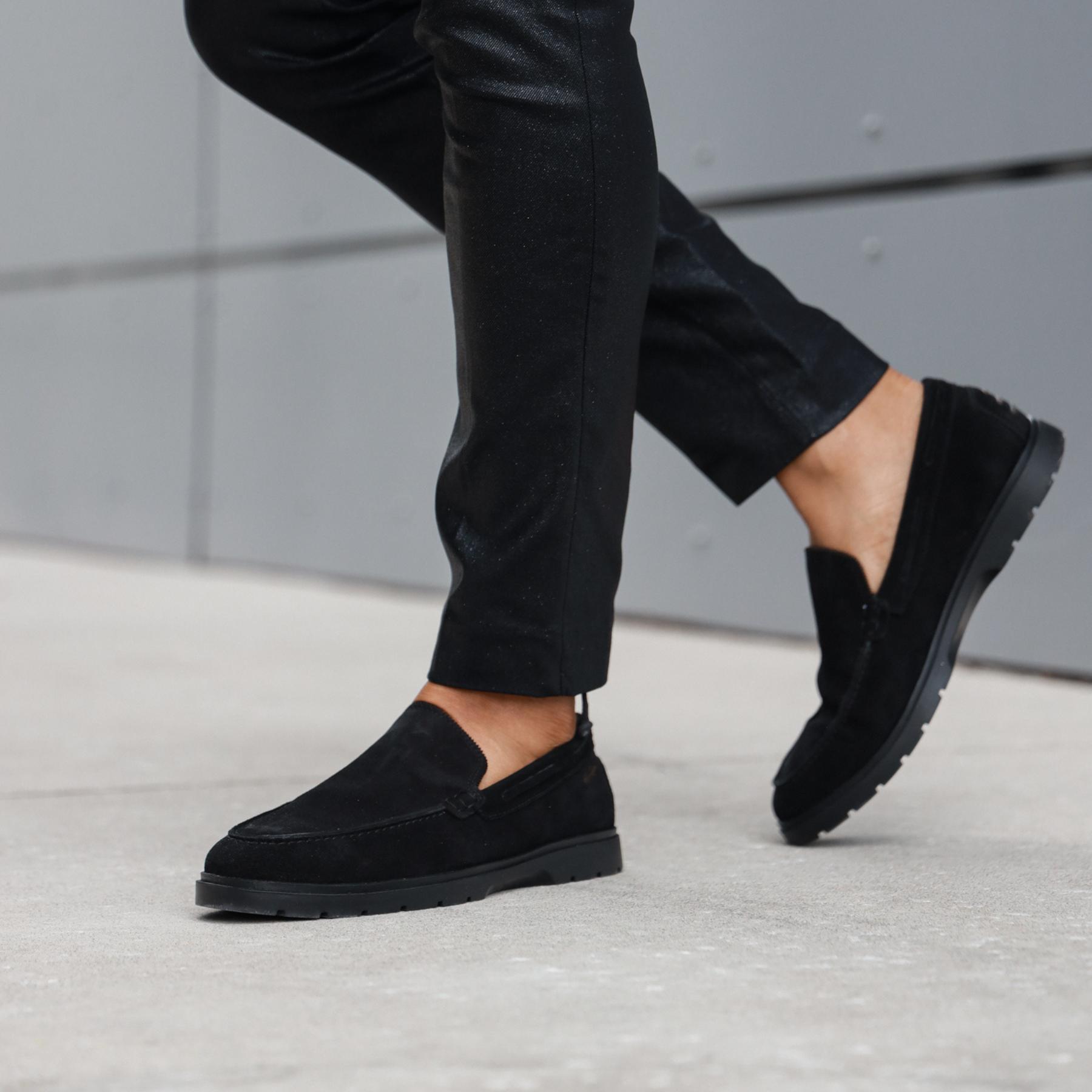 28's Venetian Leather Low Top Product Image