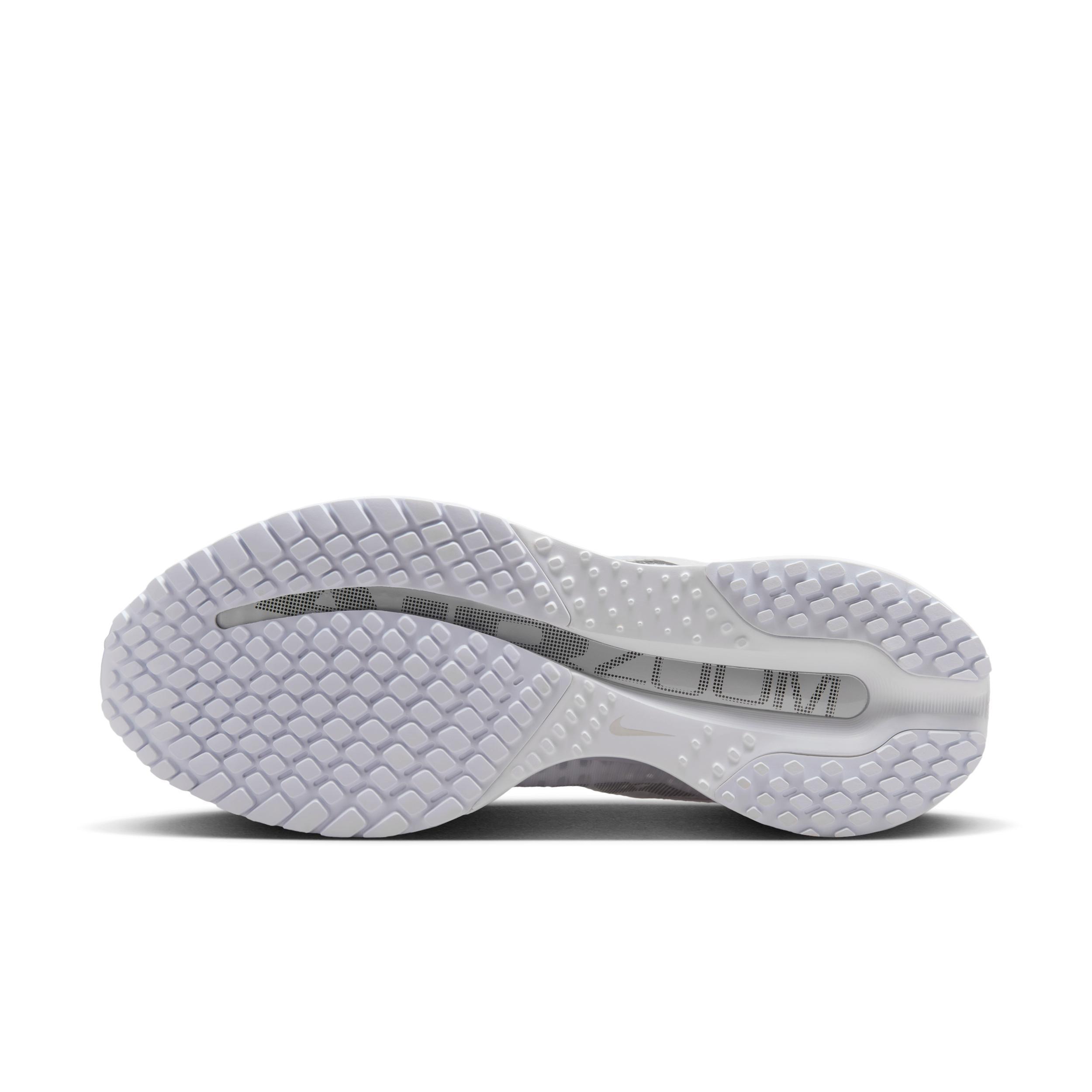 Nike Women's Pegasus Premium Road Running Shoes Product Image
