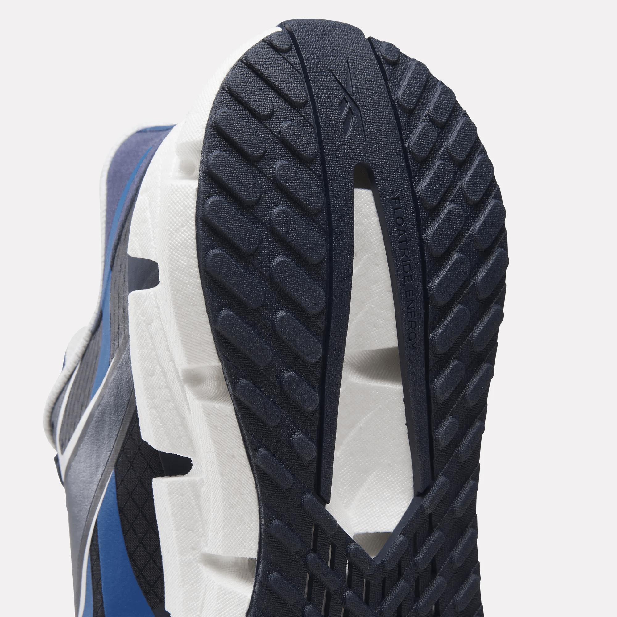 Men's FloatZig 1 Shoes Male Product Image