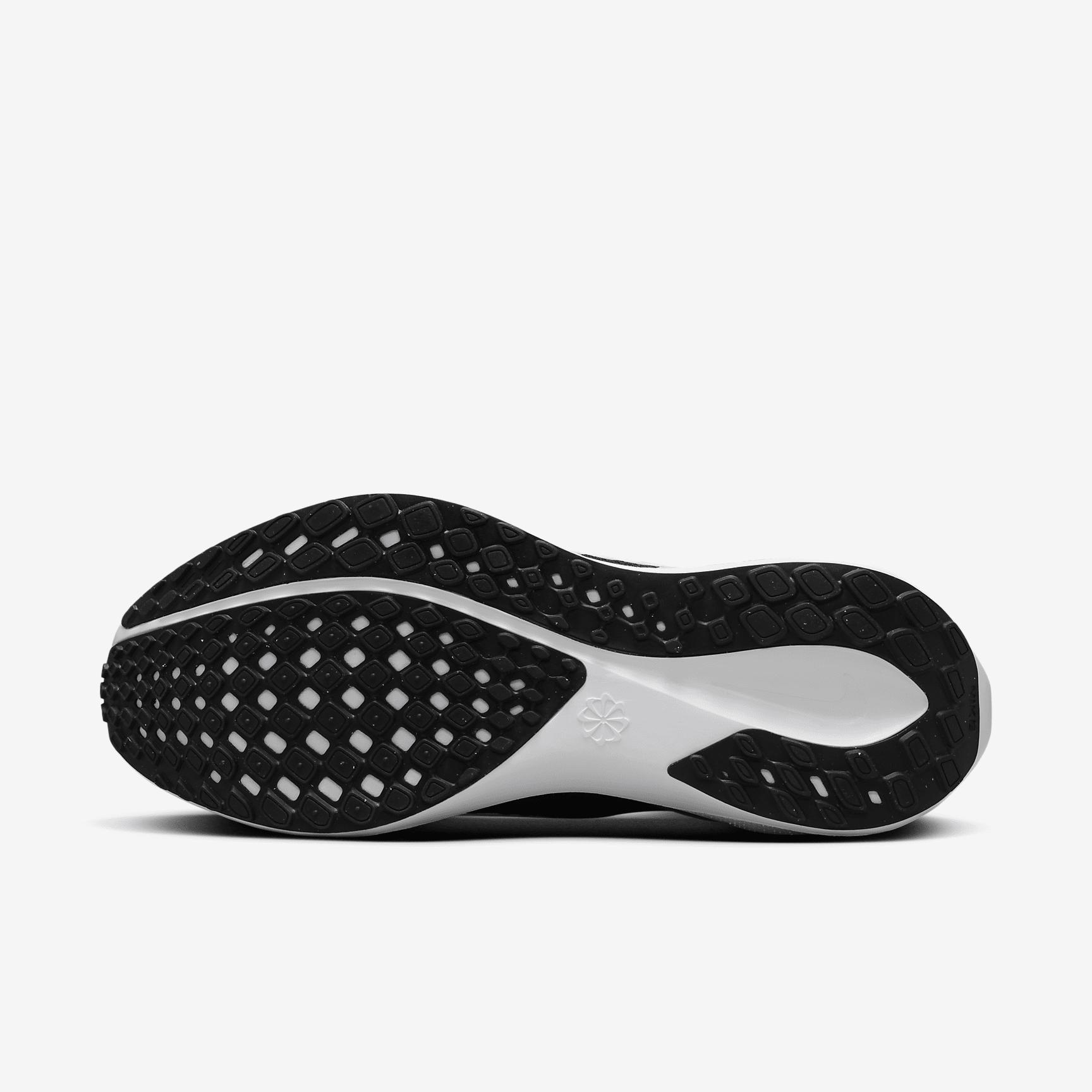 Nike Women's Pegasus EasyOn Road Running Shoes Product Image