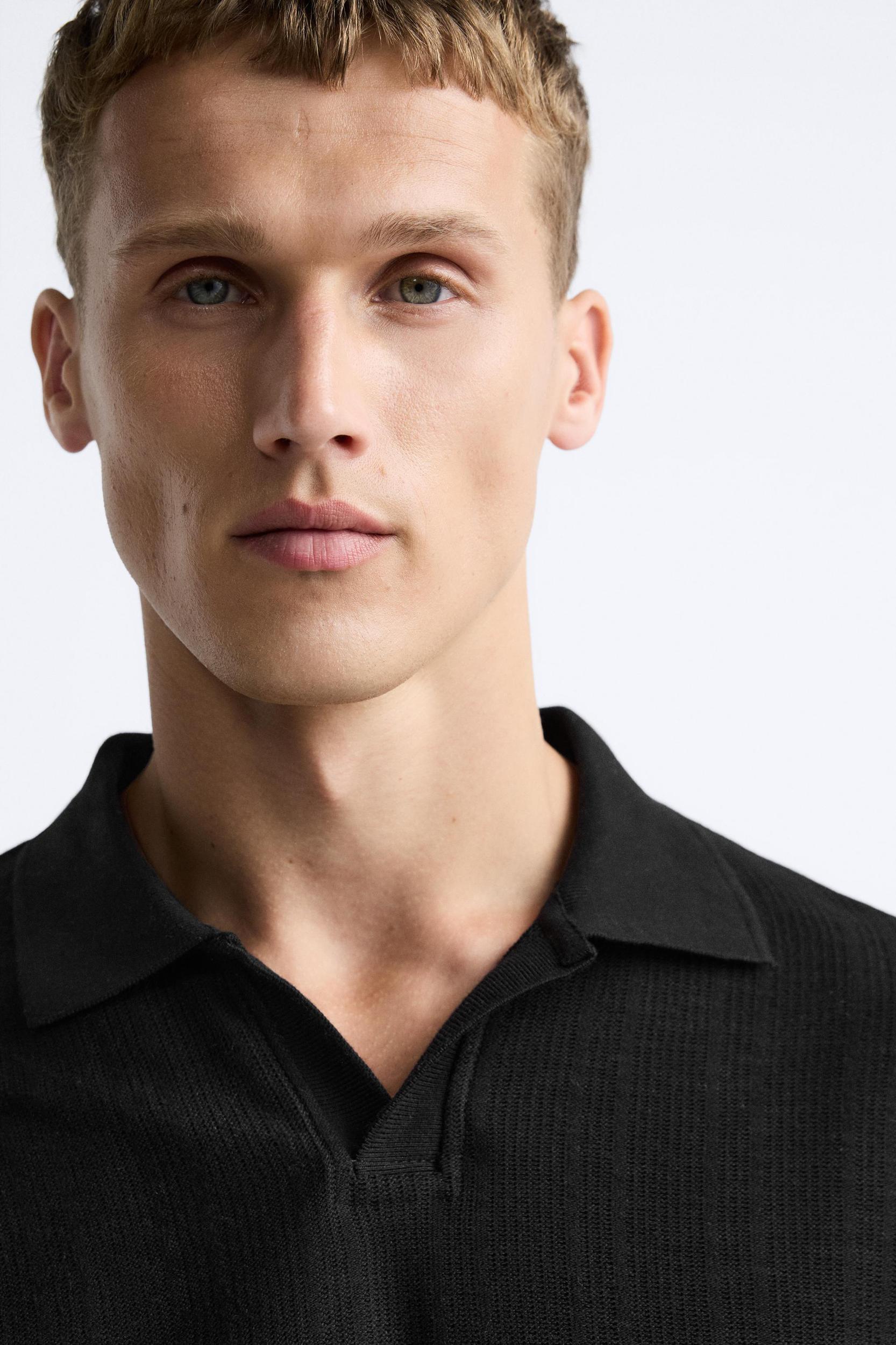 VERTICAL TEXTURED POLO Product Image