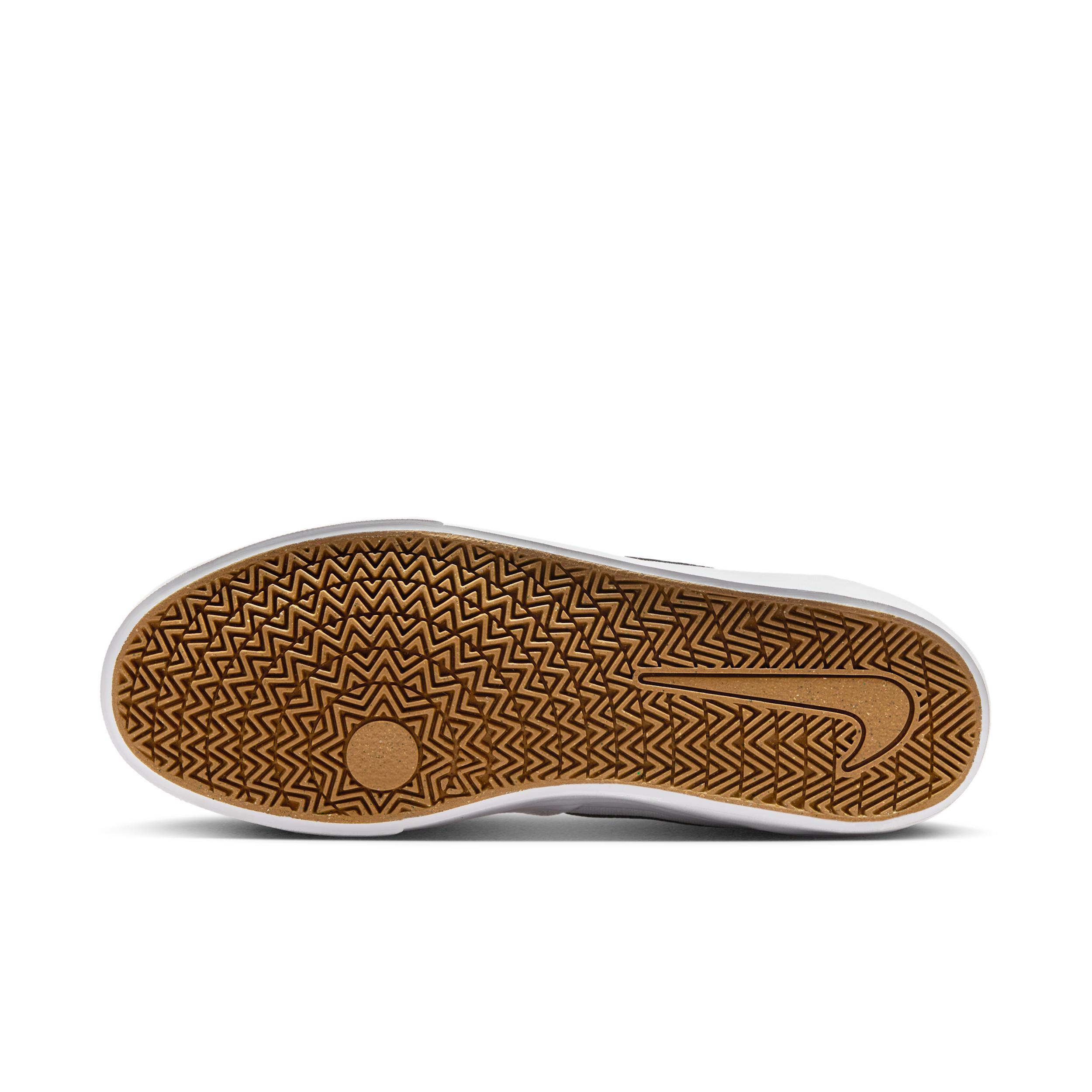 Nike Women's Charge Canvas Shoes Product Image